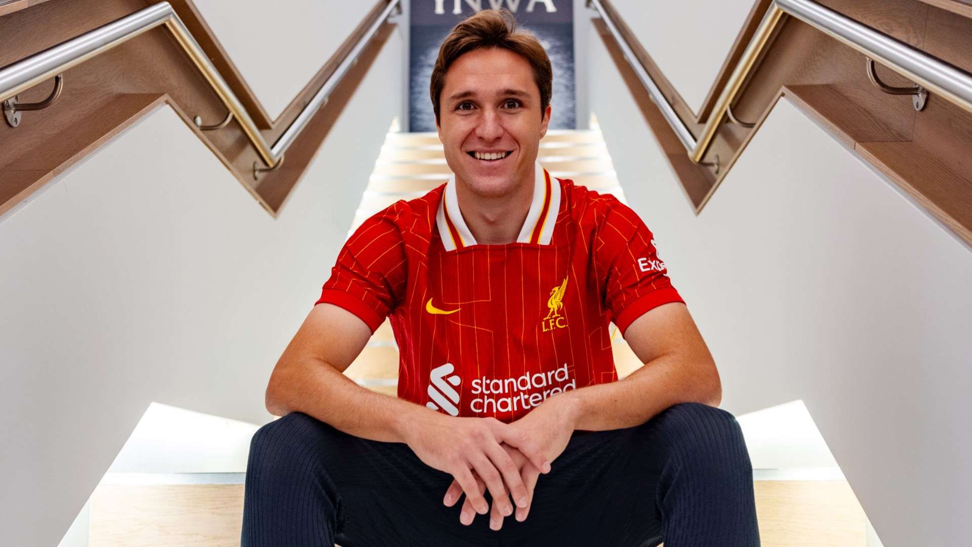 Liverpool boss Slot dismisses Chiesa injury concerns  