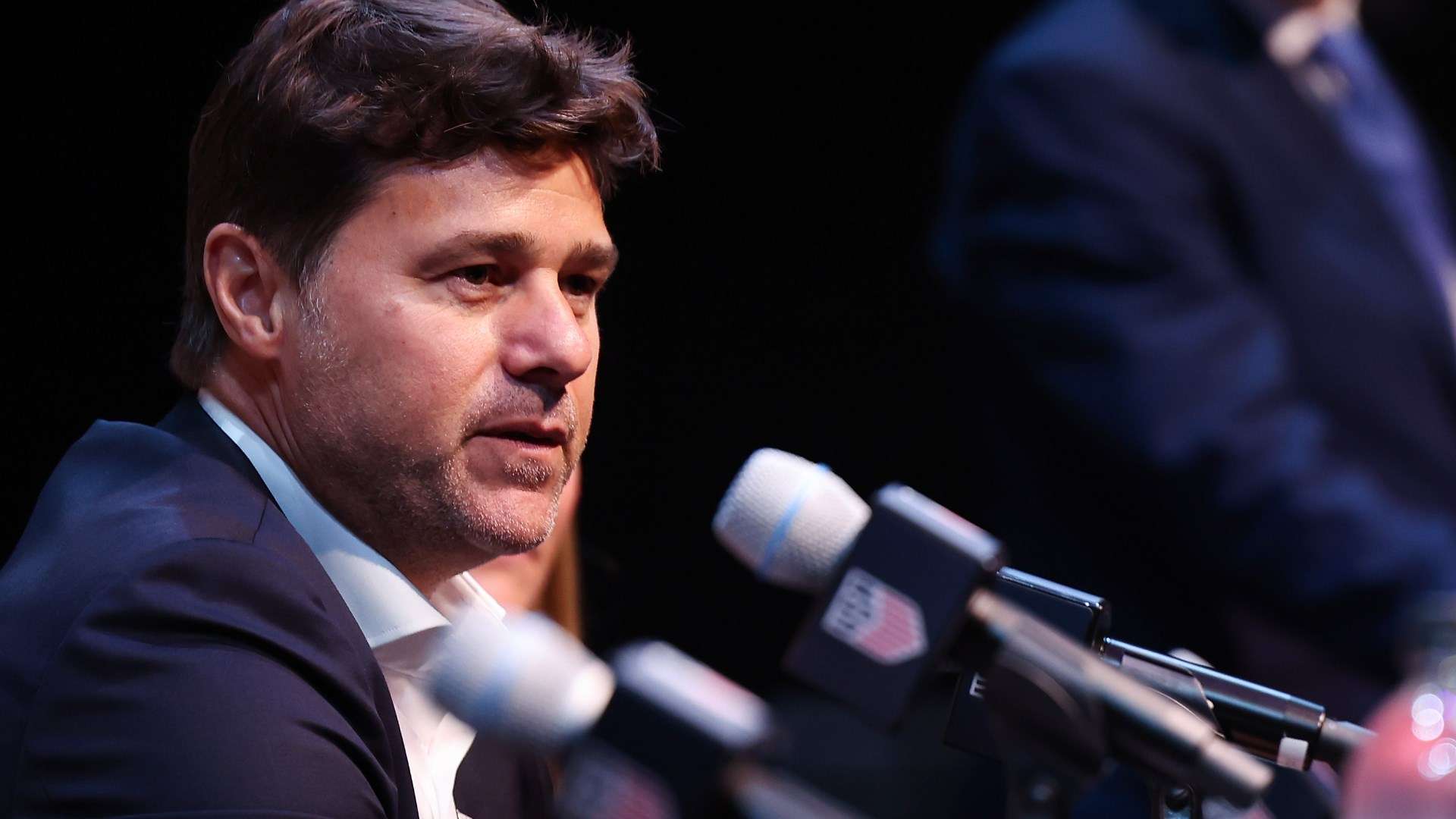 Poch's plan of attack: House hunting, relationship building  