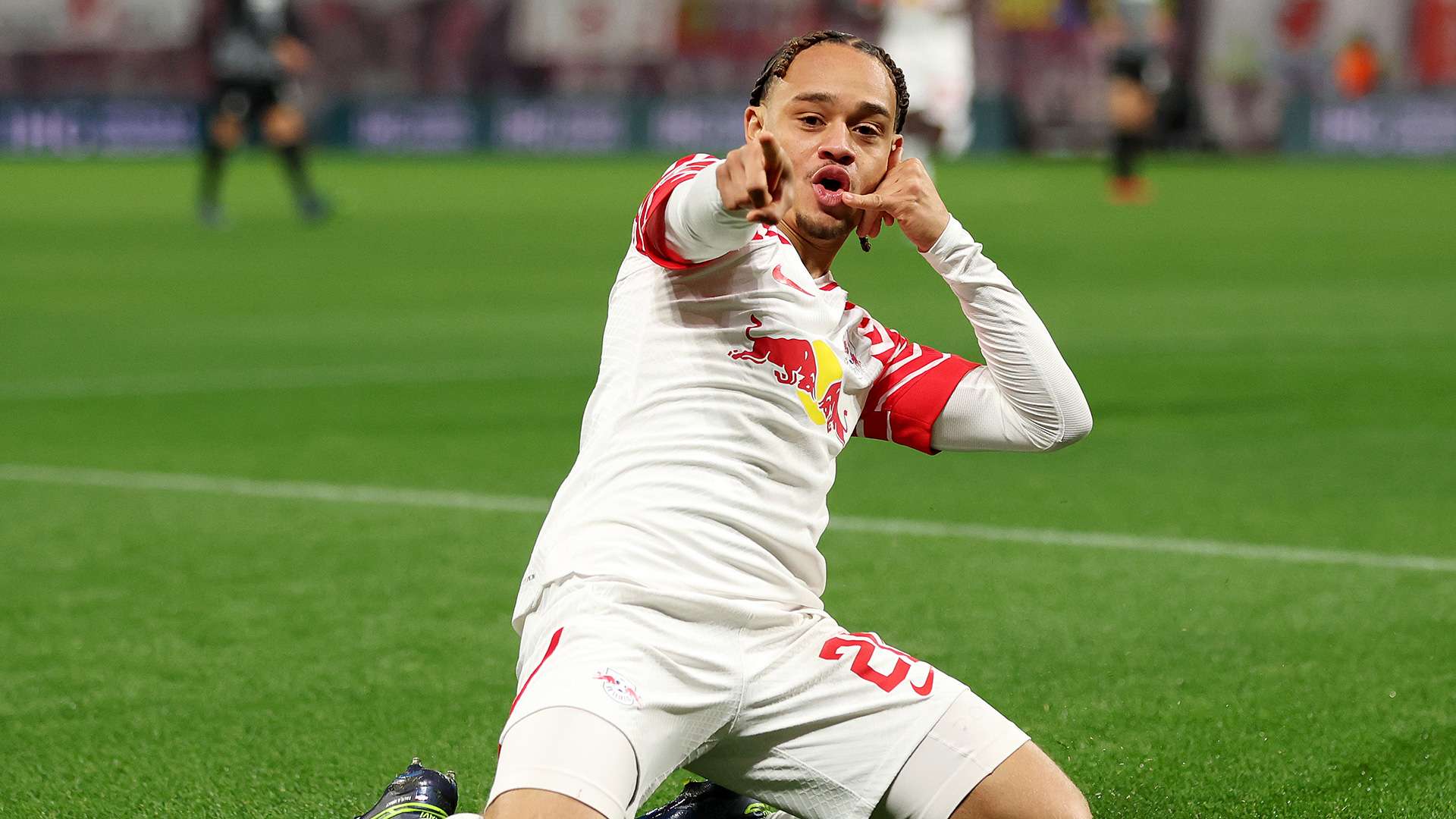Revealed: Man Utd approach was humiliatingly snubbed by Simons  