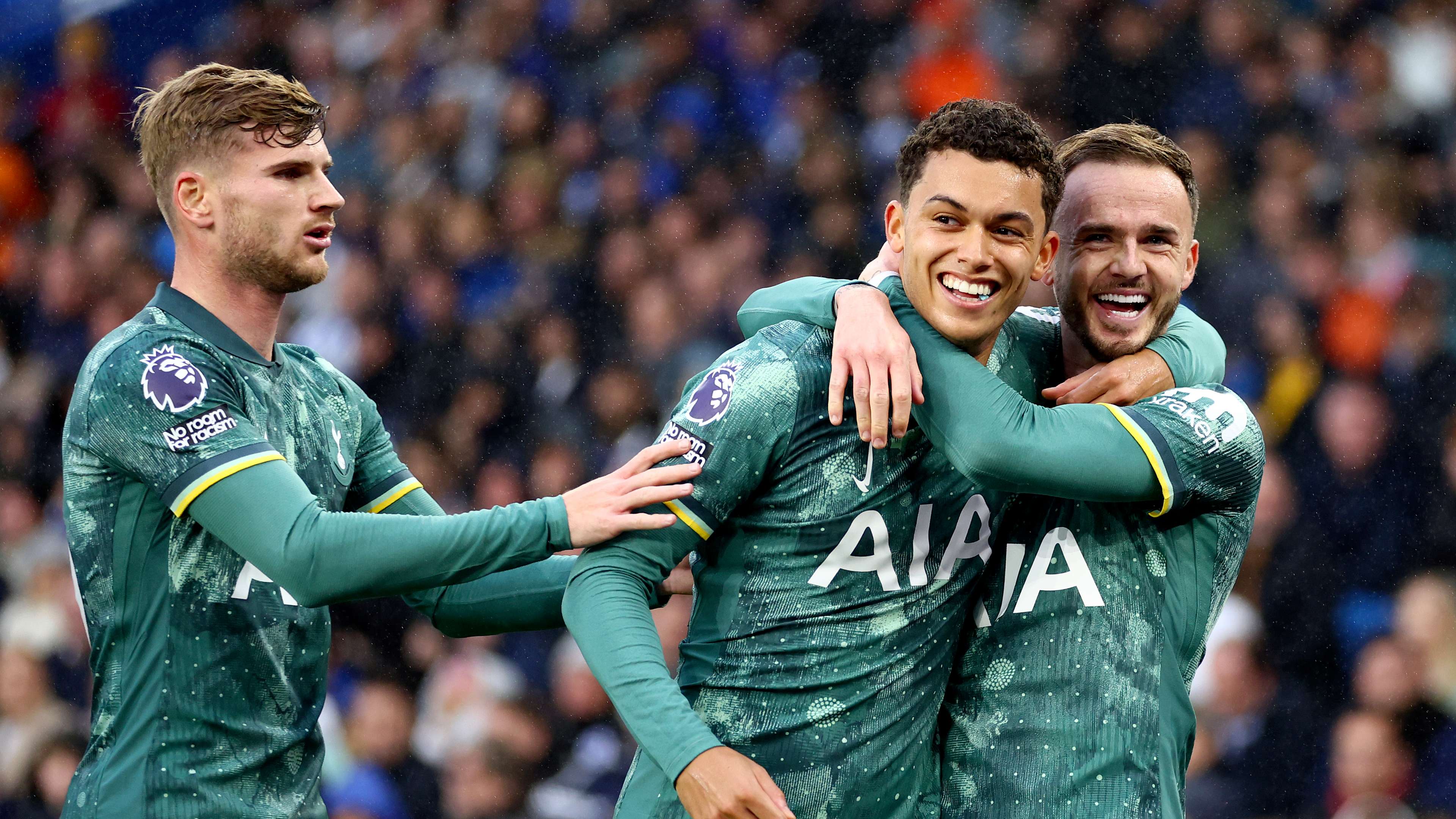 'Turned into prime Bale!' - Spurs fans in awe as Johnson equals Kane feat  