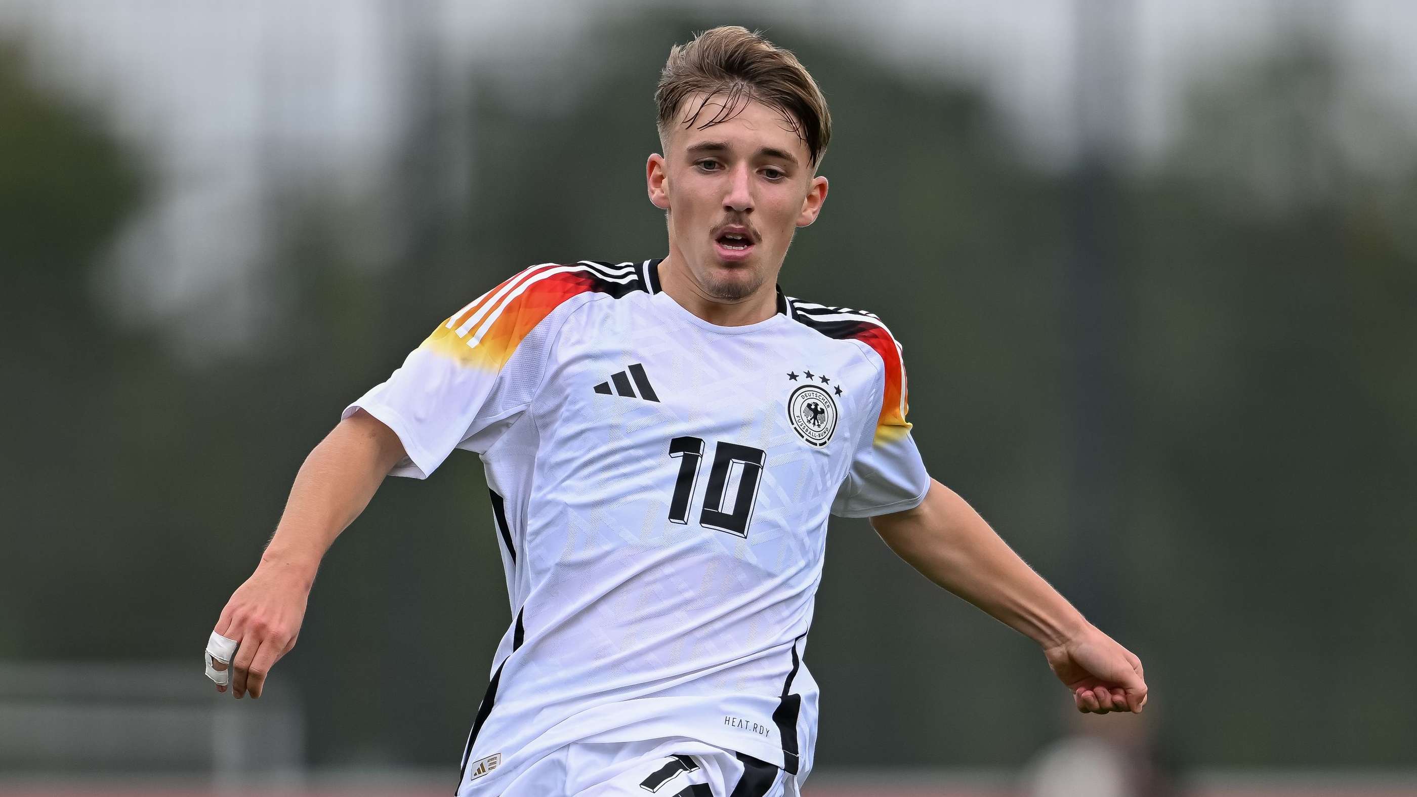 Real Madrid to compete with Ajax for Bayern Munich wonderkid Lennart Karl  