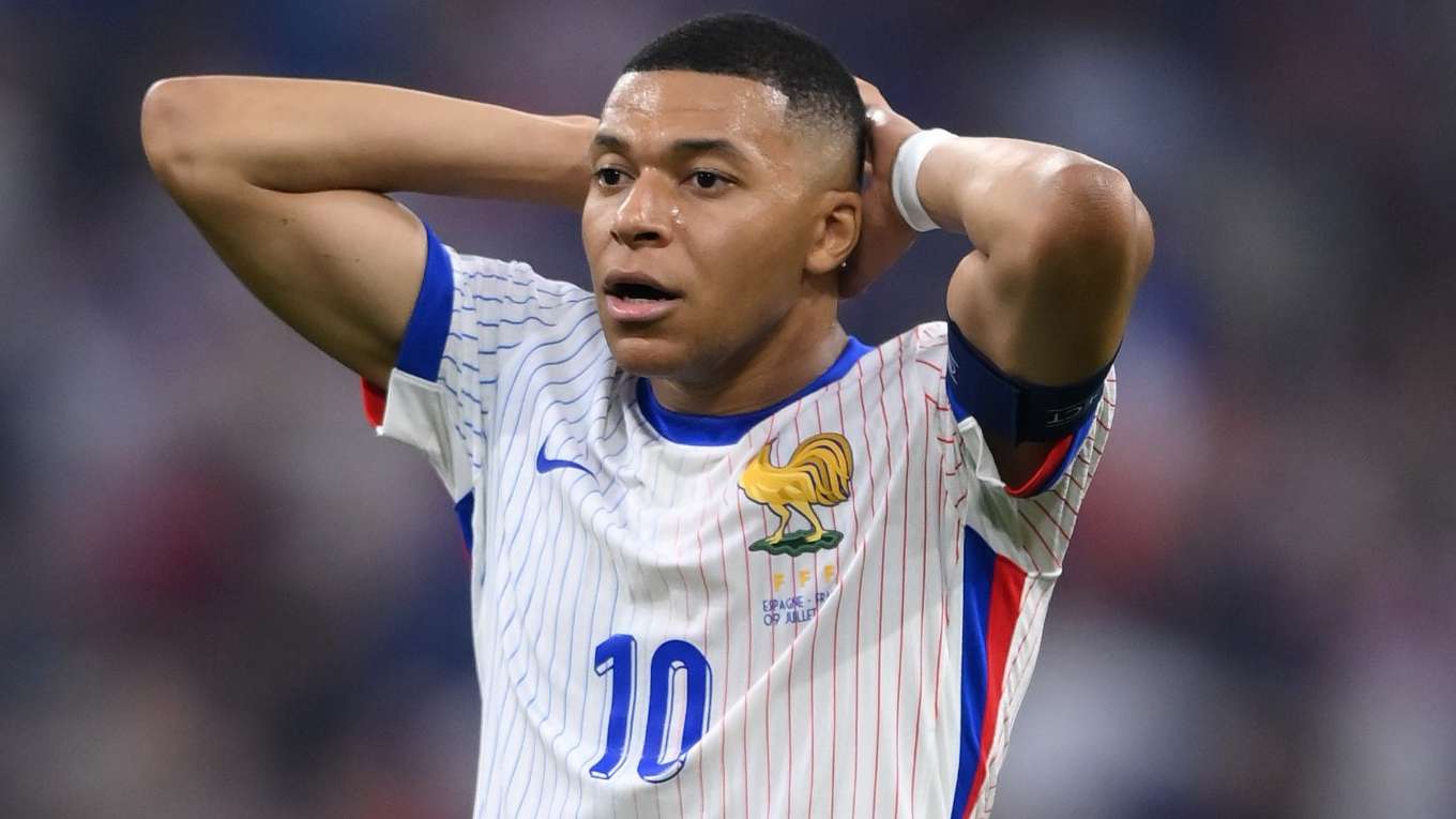 Mbappe blasted by France fans after Nations League snub  