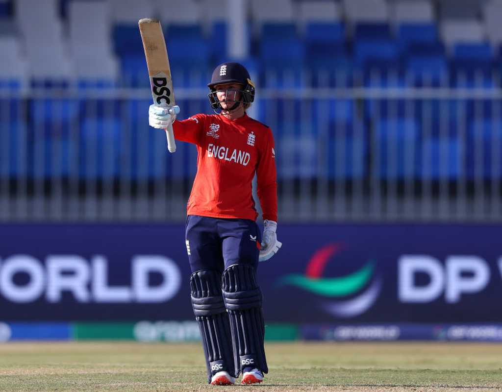 Semis spot at stake as England move to Dubai  