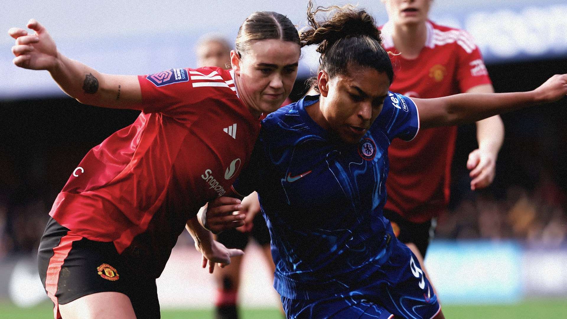 Clinton crowded out as United's unbeaten start ends  