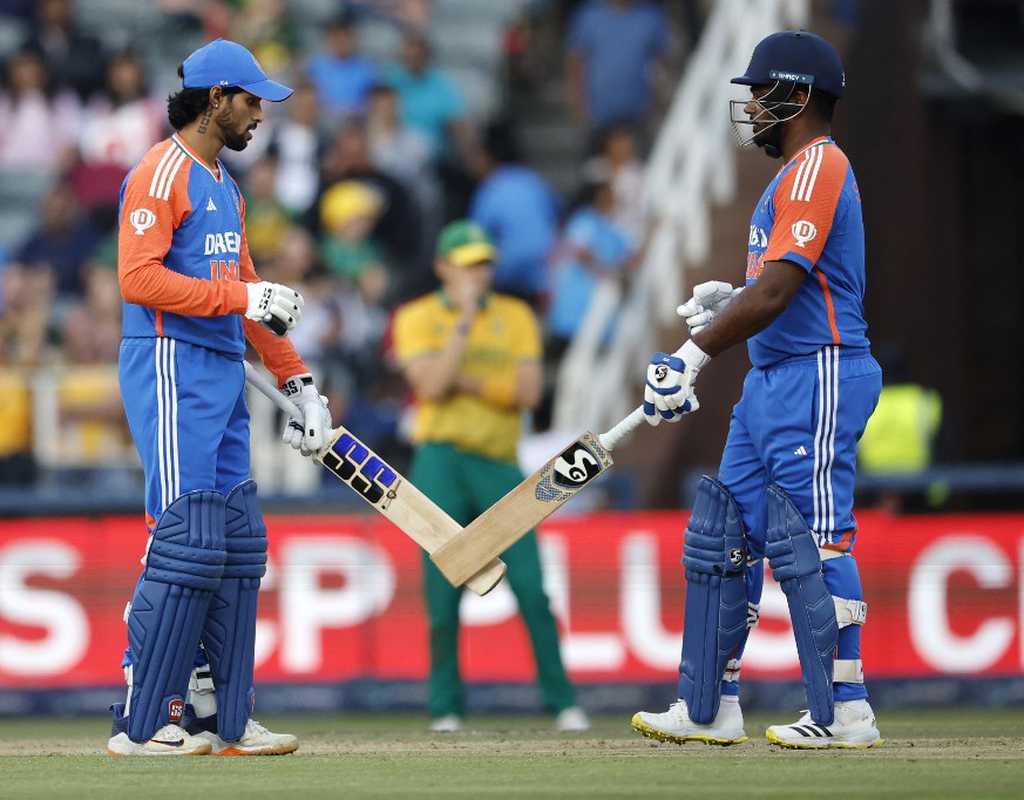 India's night of the long handles seals series win  