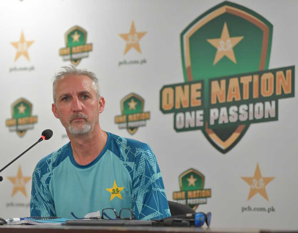 Gillespie refuses to join with Pakistan squad for South Africa Tests  