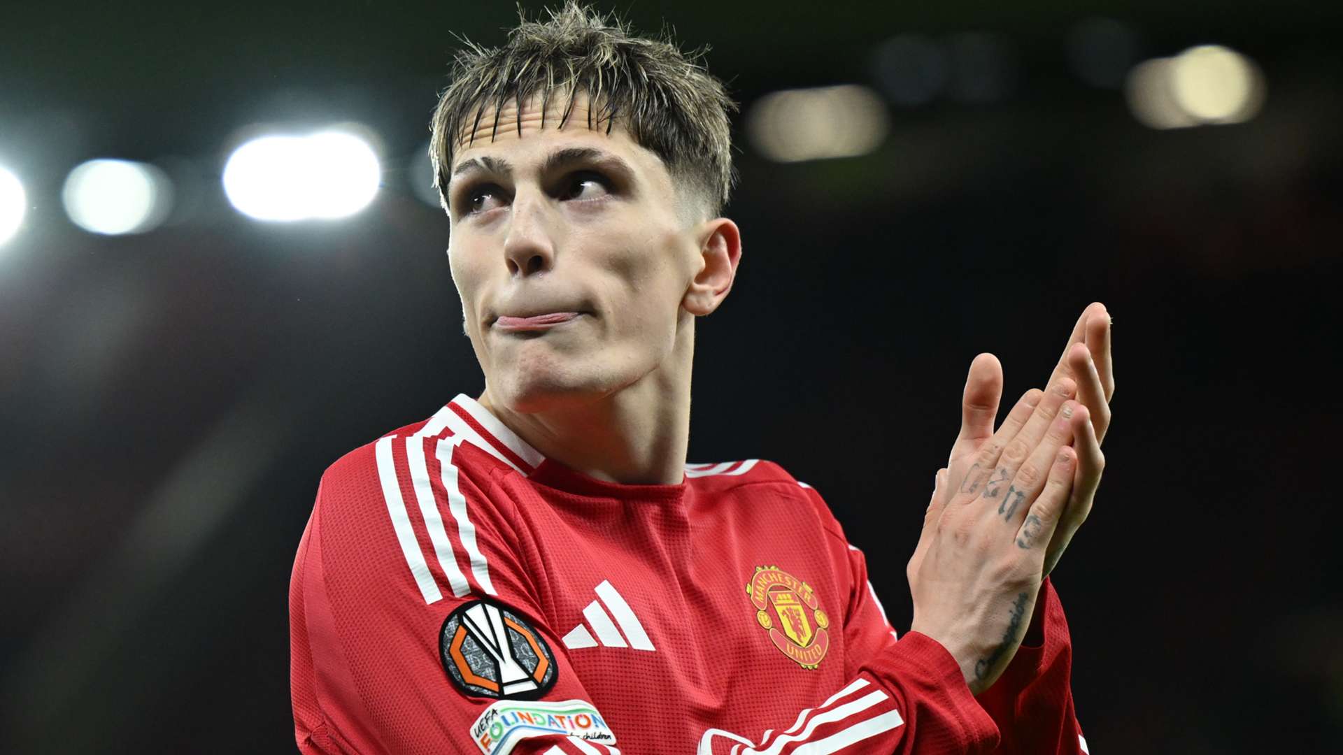 Garnacho performs transfer U-turn as Man Utd exit edges closer  