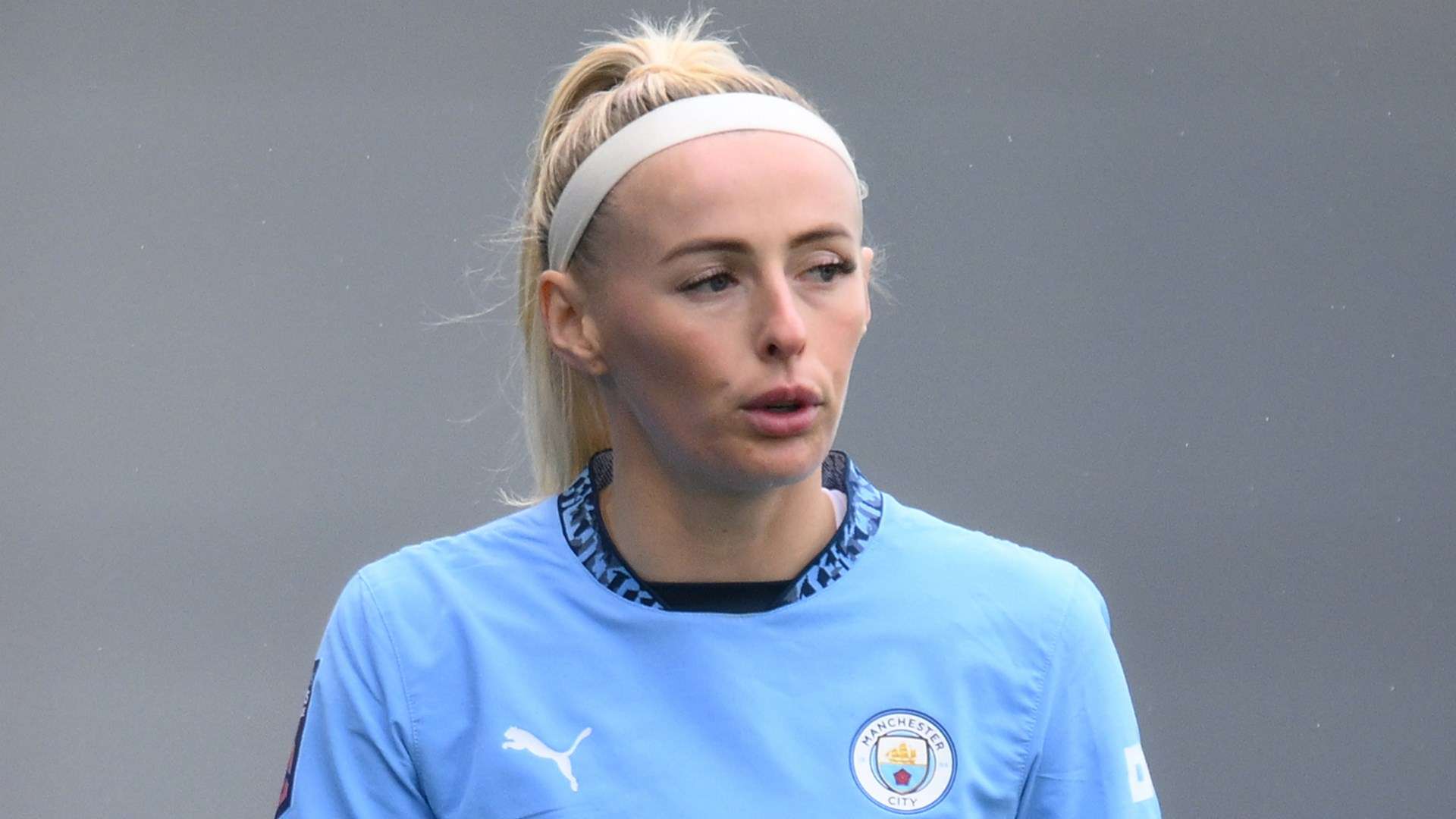 Russo picks up two WSL awards in Arsenal clean sweep  