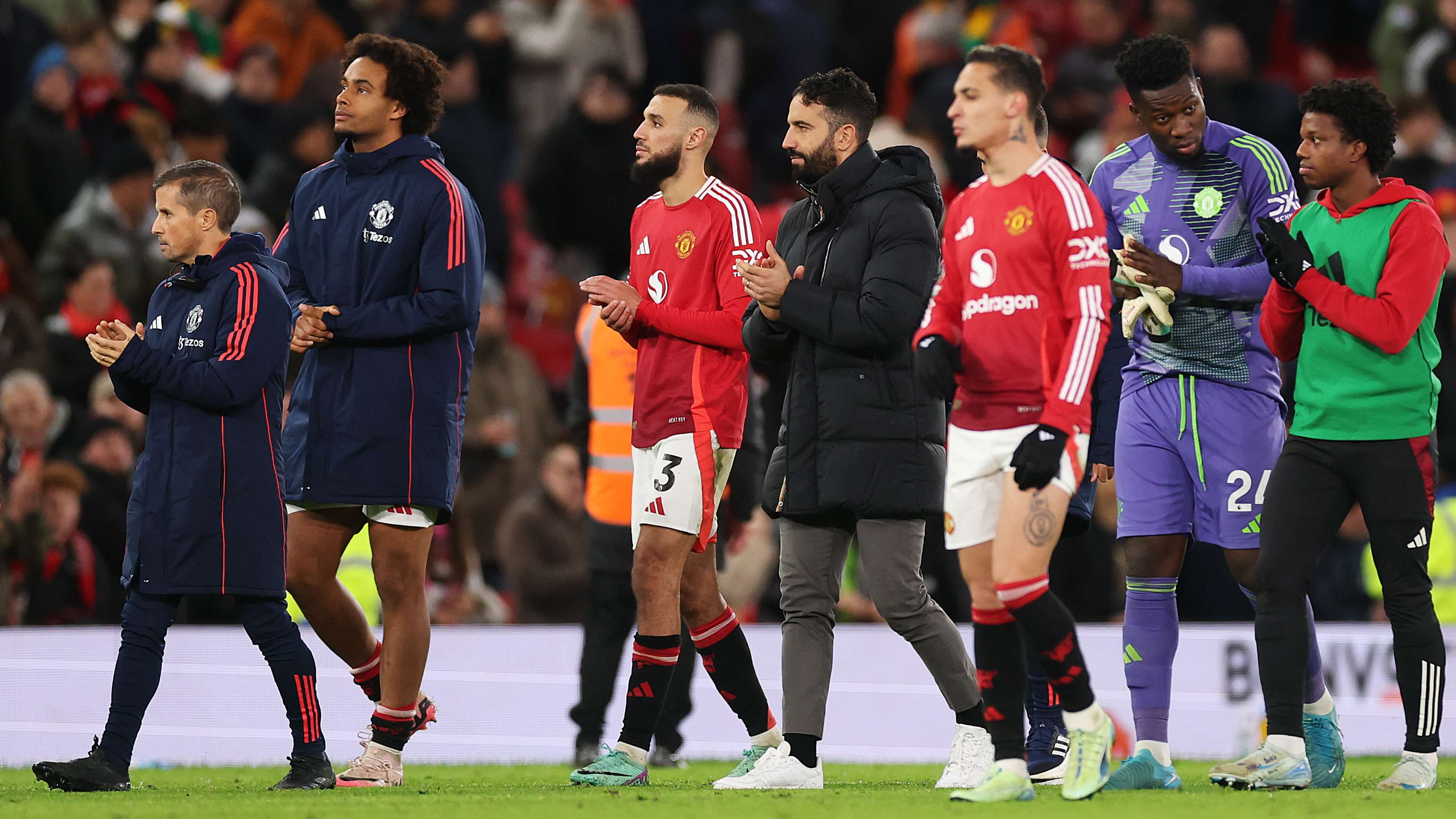 Man Utd 'hunting dressing room mole' – with culprit well known  