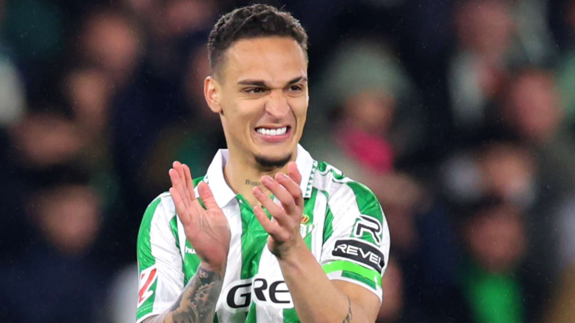 Antony's on fire! Winger posts video loved by Man Utd colleagues  
