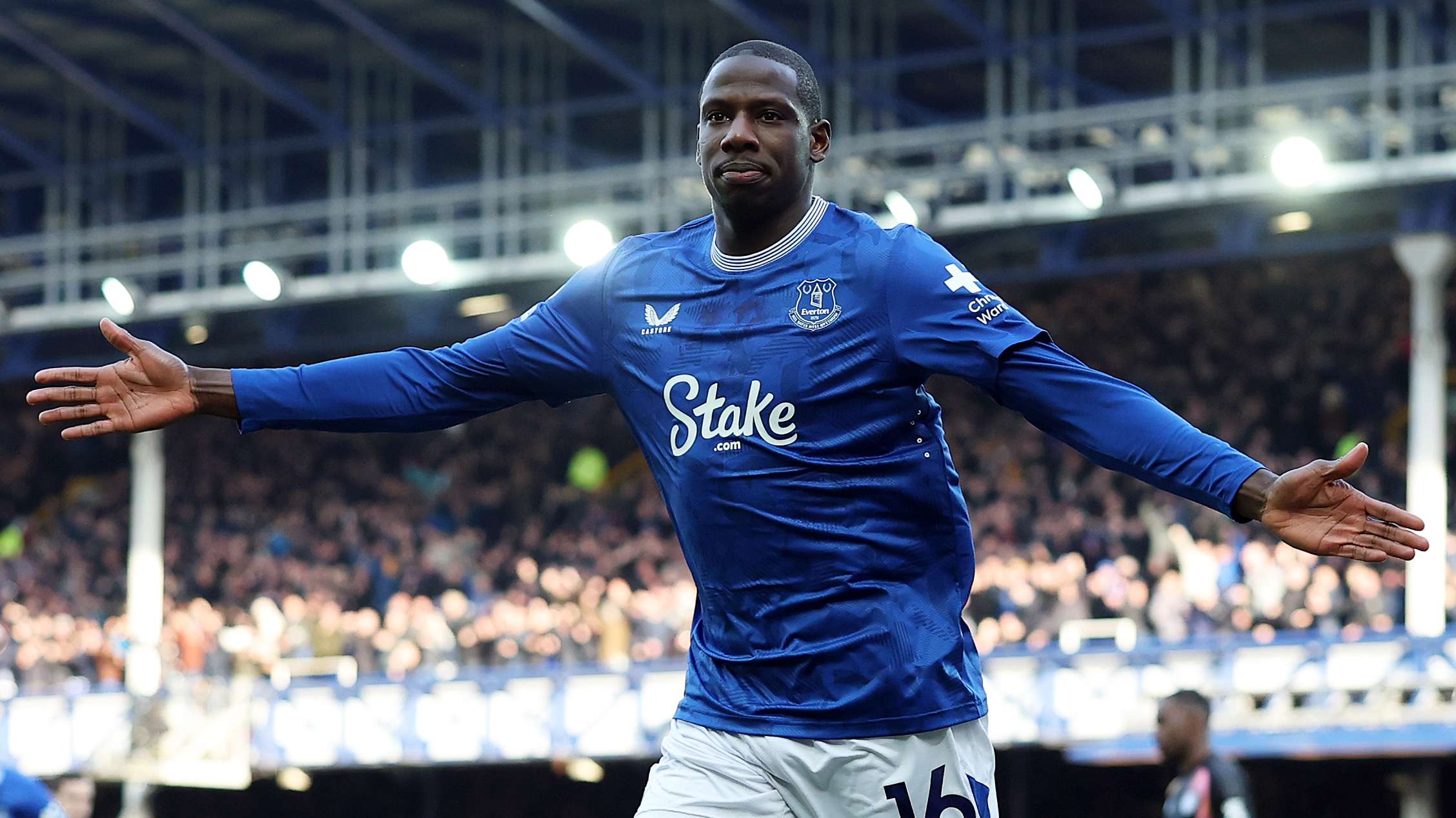 Doucoure's lightning-quick strike sets PL record  