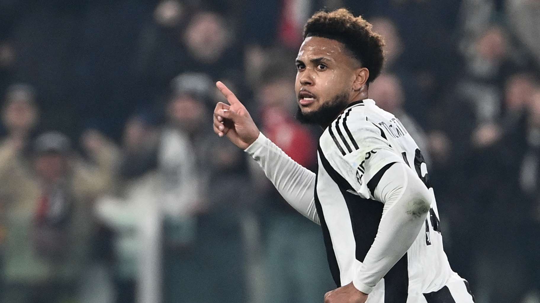 📽️ | McKennie scores screamer for Juventus against PSV  