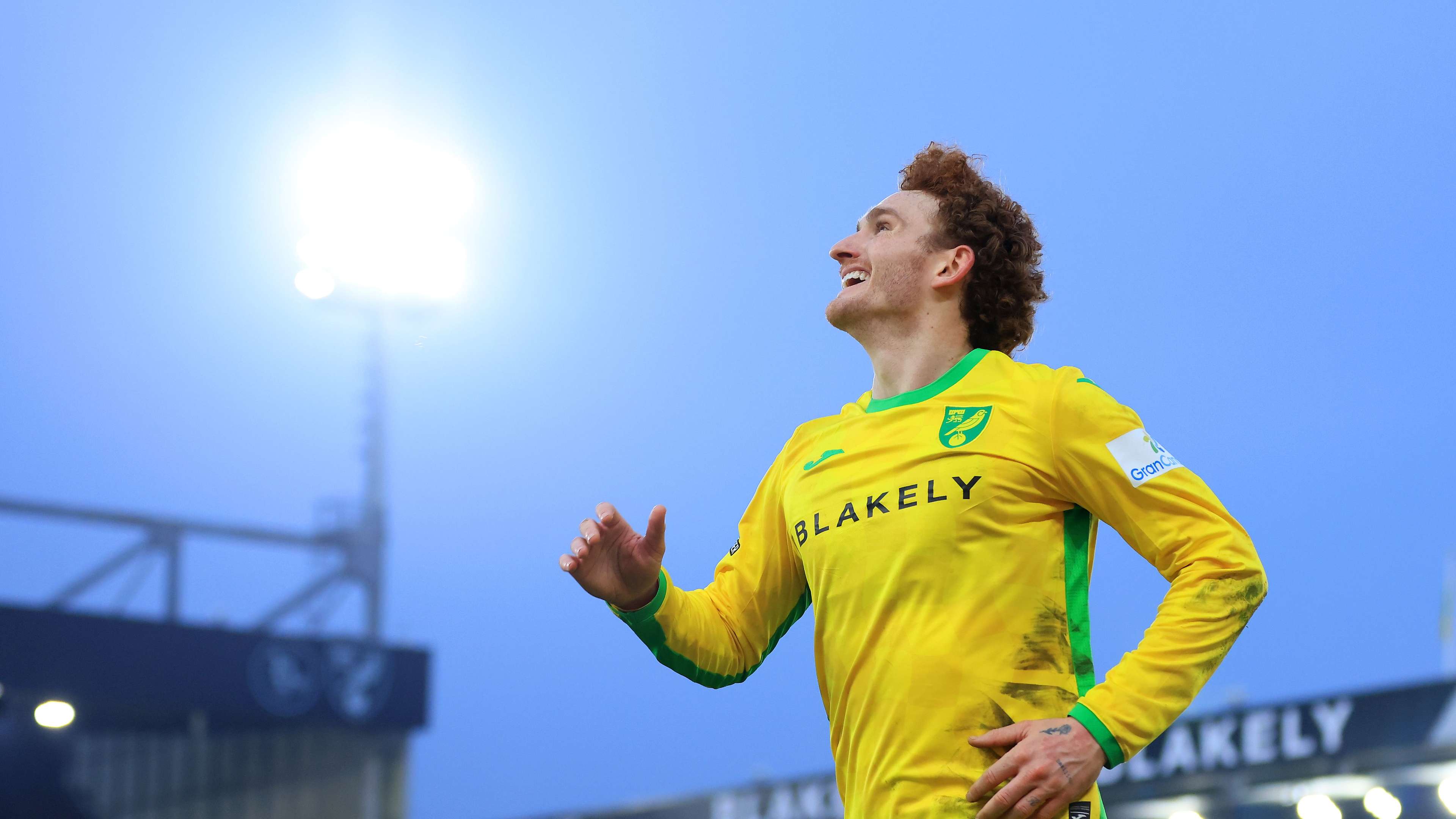 Norwich City and fans highlight USMNT’s Sargent with chant, doc  