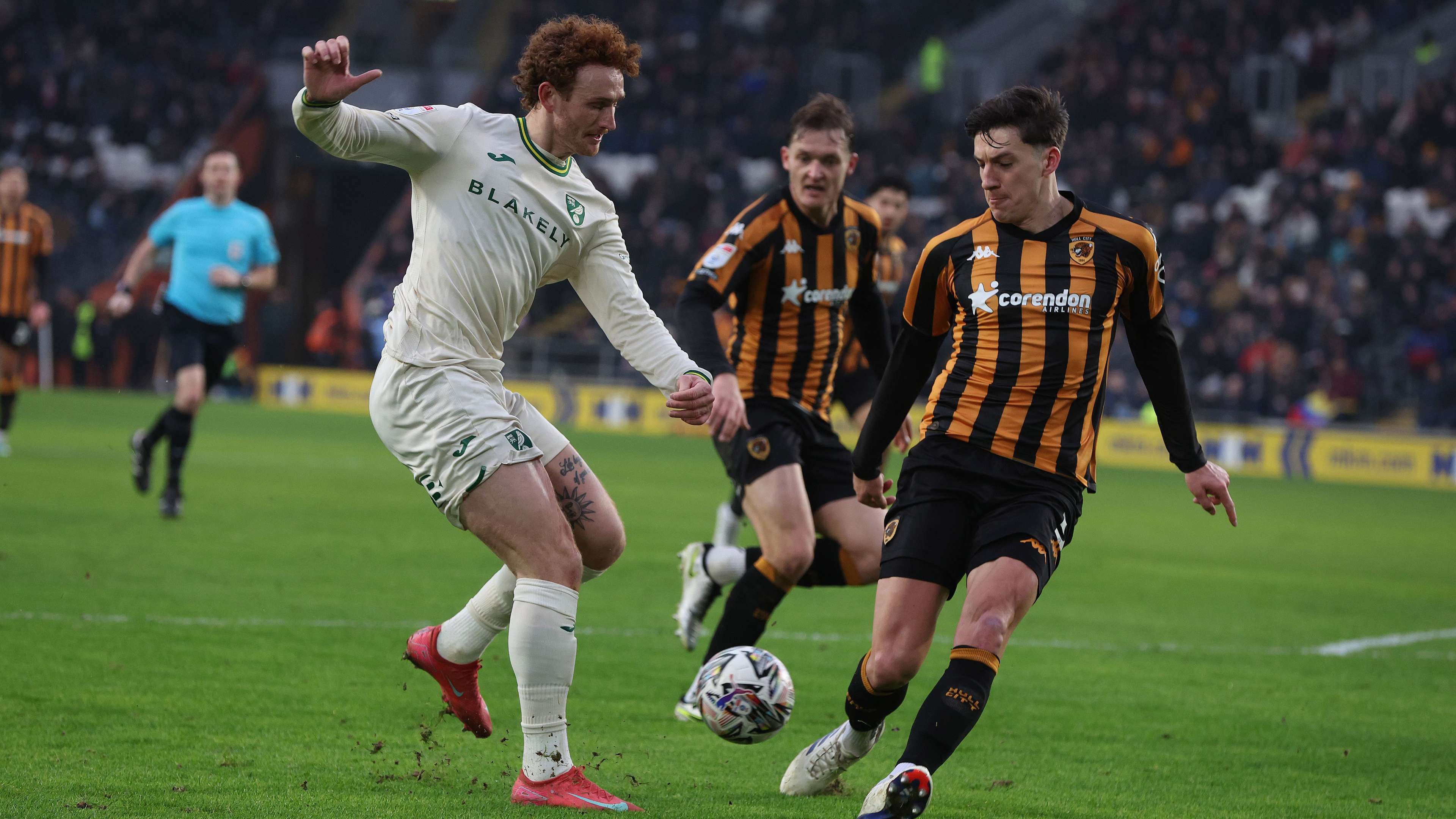 USMNT's Sargent bangs in header for Norwich in draw with Hull  