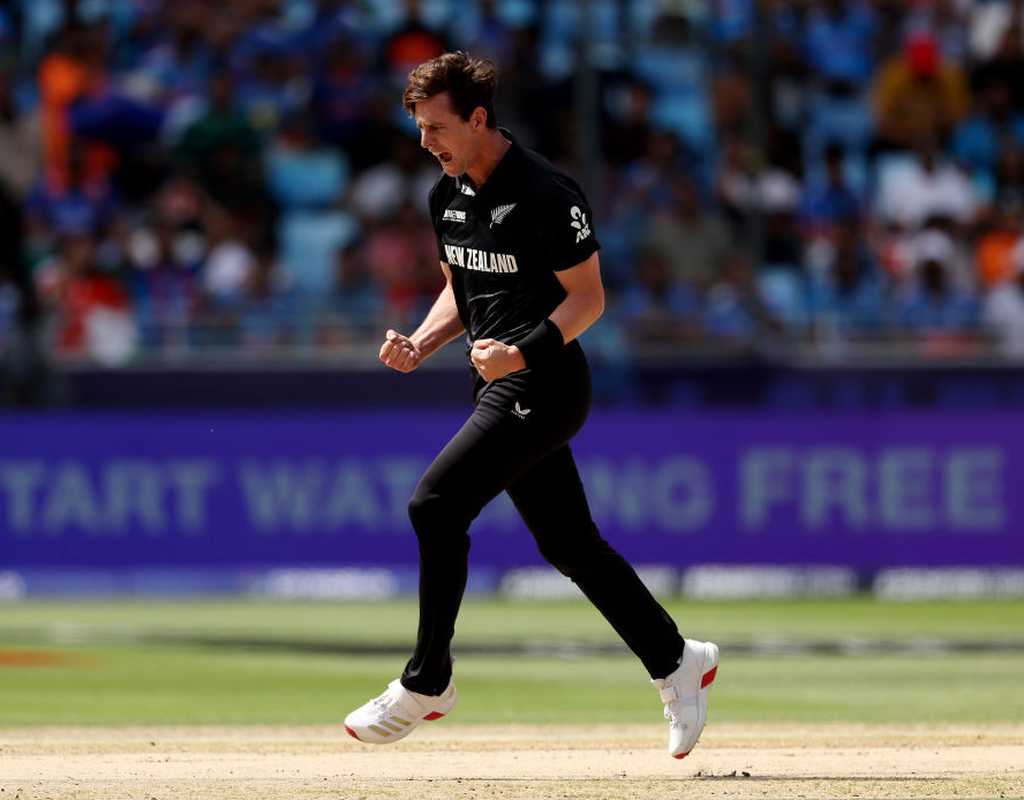 Matt Henry's five-fer restricts India to 249 in Dubai  