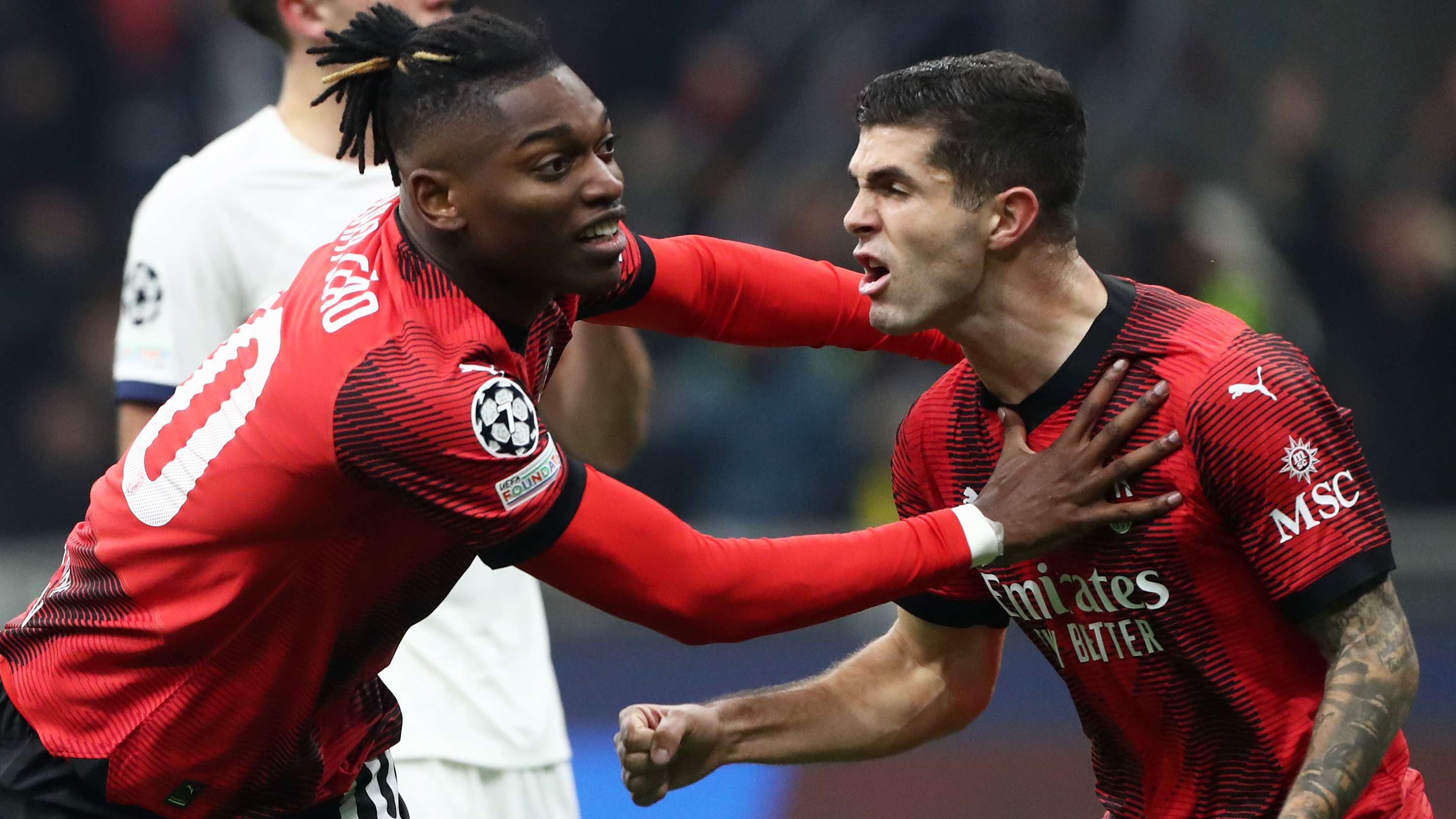 'Half a player' - Struggling Leao brutally compared to Pulisic  