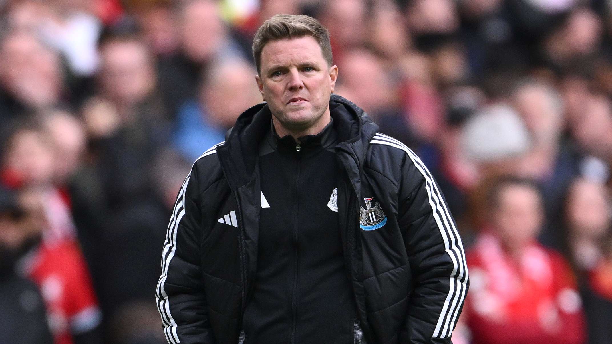 Howe hospitalised as Newcastle release worrying statement  
