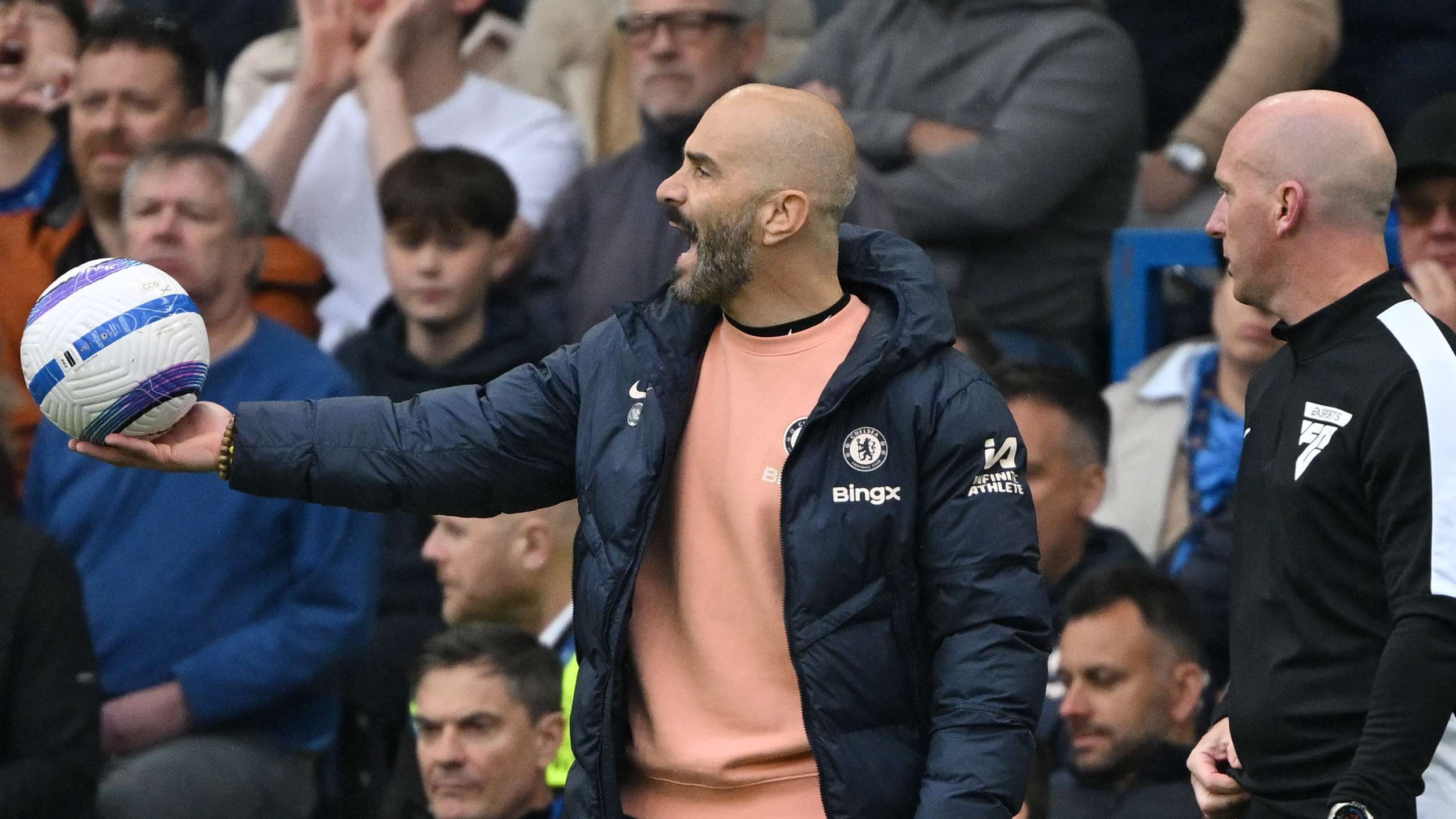 Maresca appears to blame Chelsea fans after costly draw  