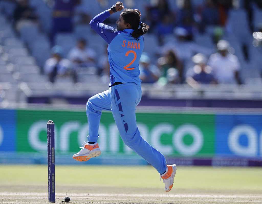 Clinical India down Sri Lanka in truncated tri-series opener  