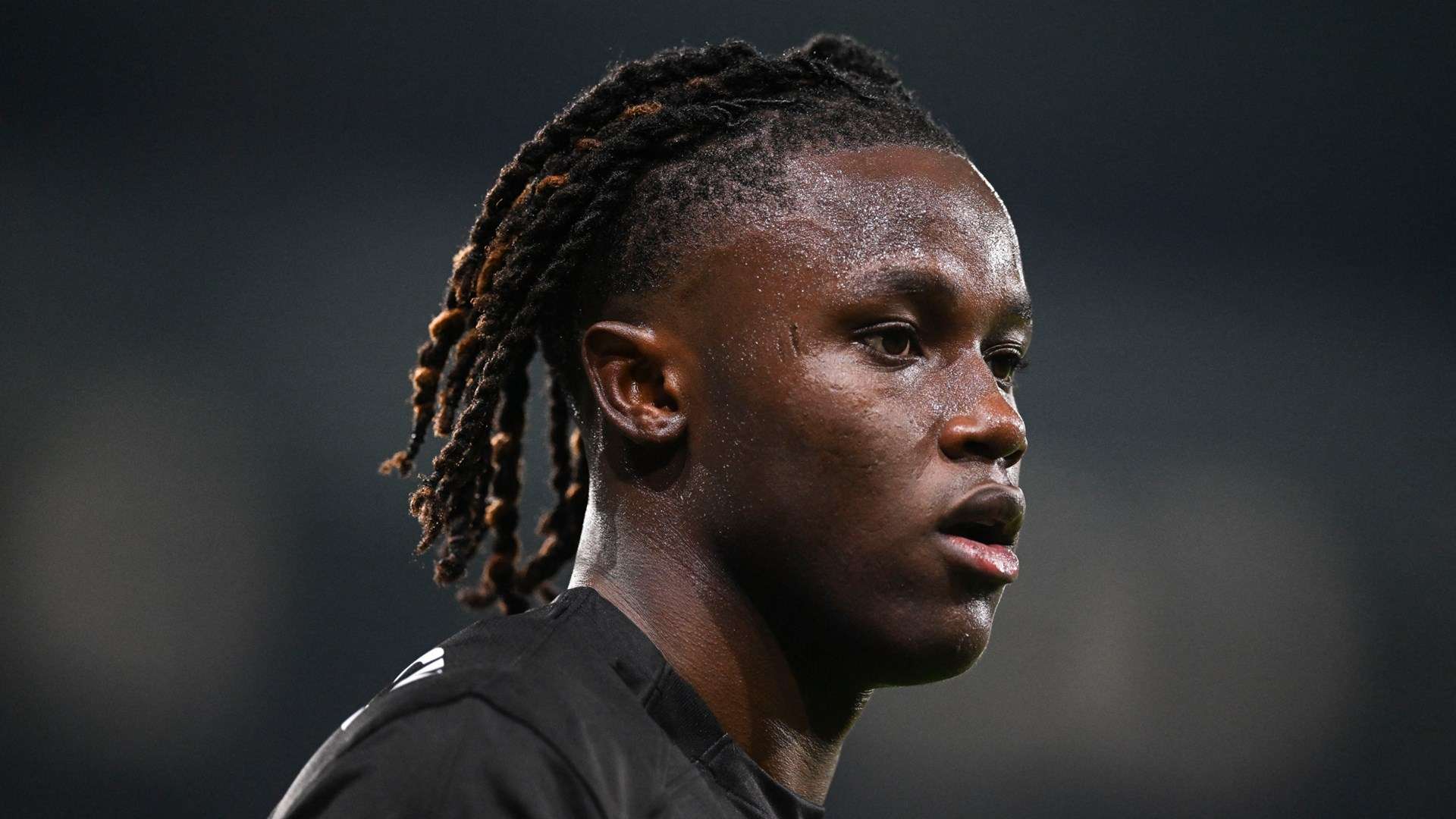 How much does Geovany Quenda earn at Sporting?  