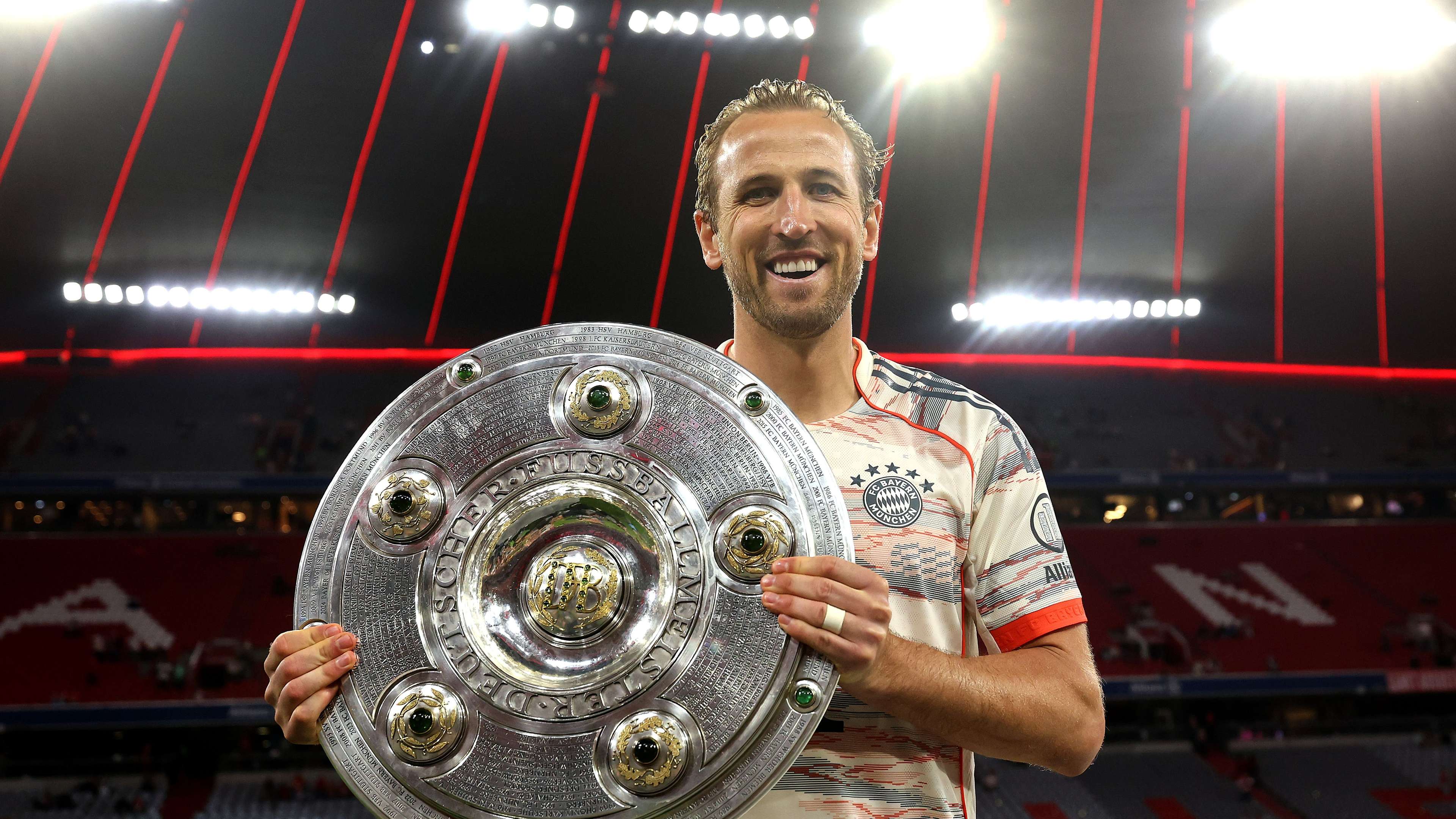 'Kane wasn't the best' - Ex-Spurs star makes shock claim  