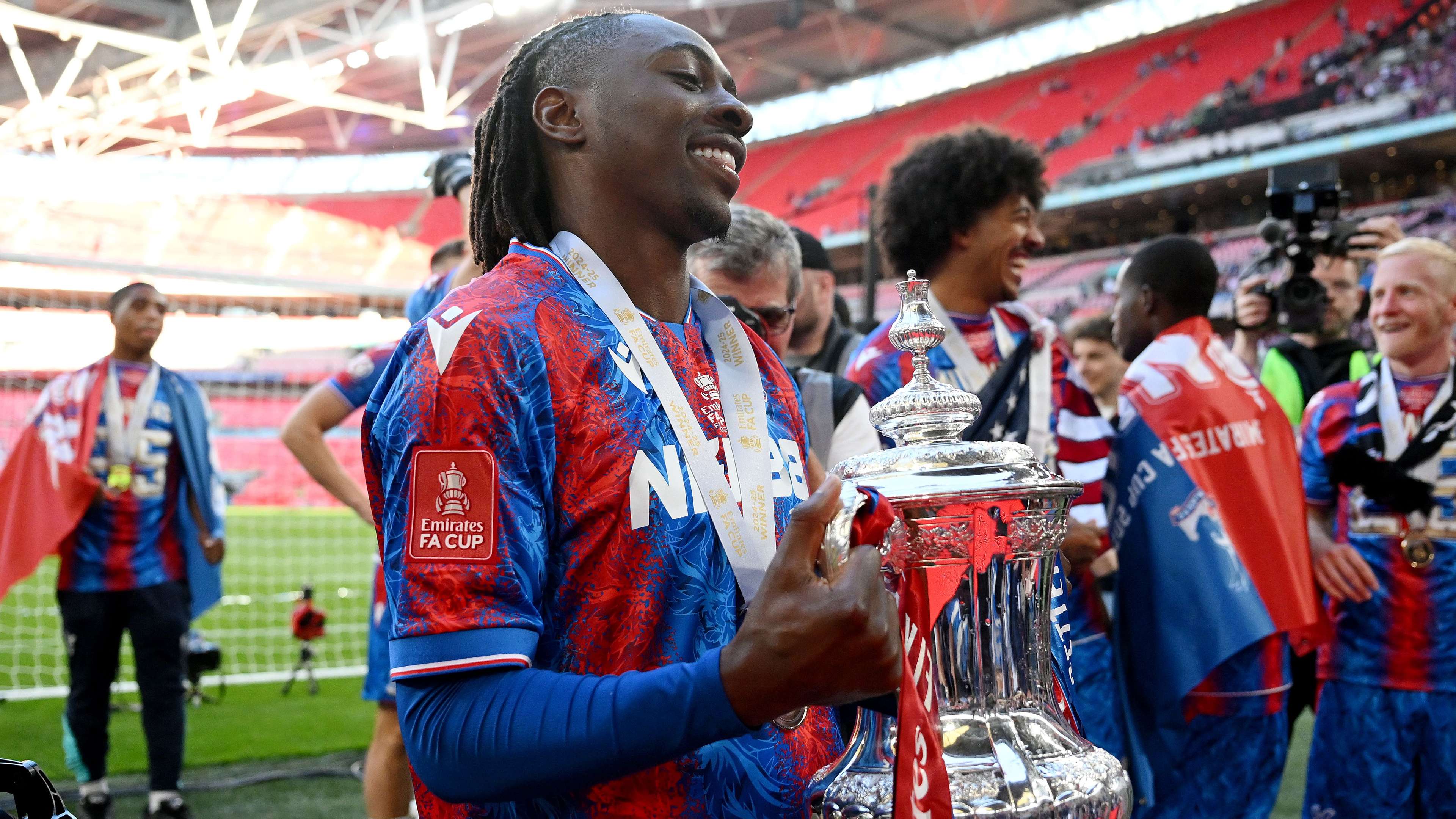 Eze 'couldn't breathe' when he scored FA Cup final winner  
