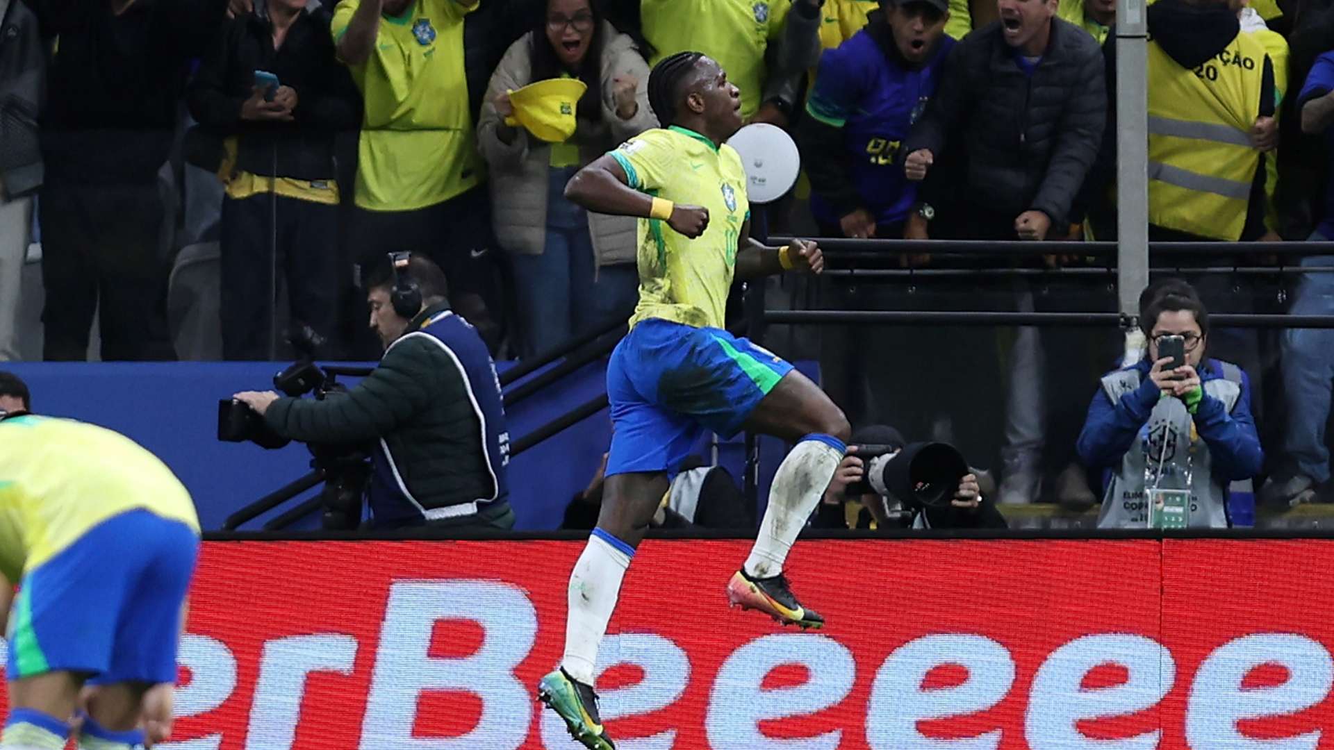 Vini Jr. finds his Selecao swagger as Brazil book WC spot  