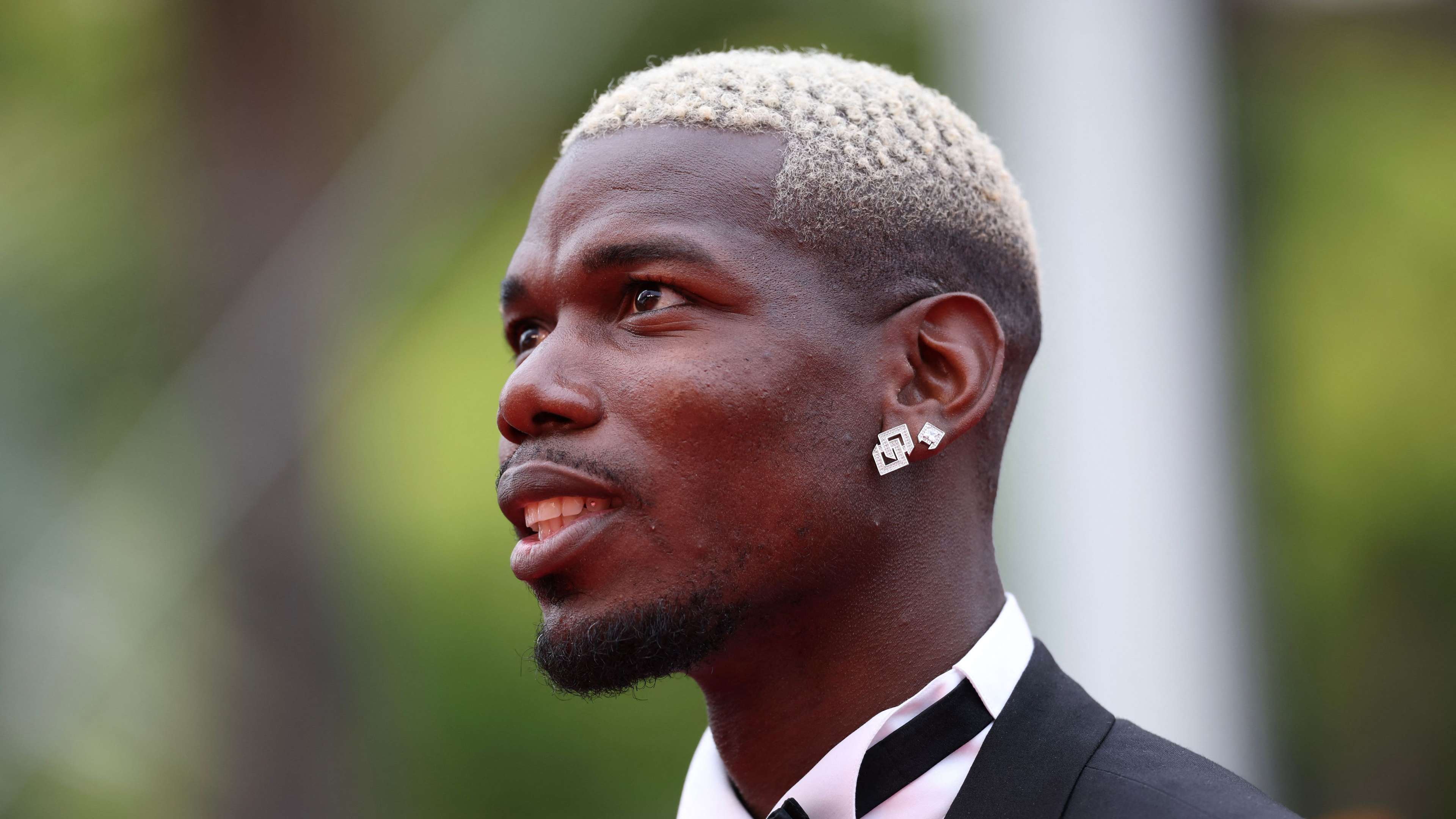 Pogba race heats up as Monaco face competition for free transfer  