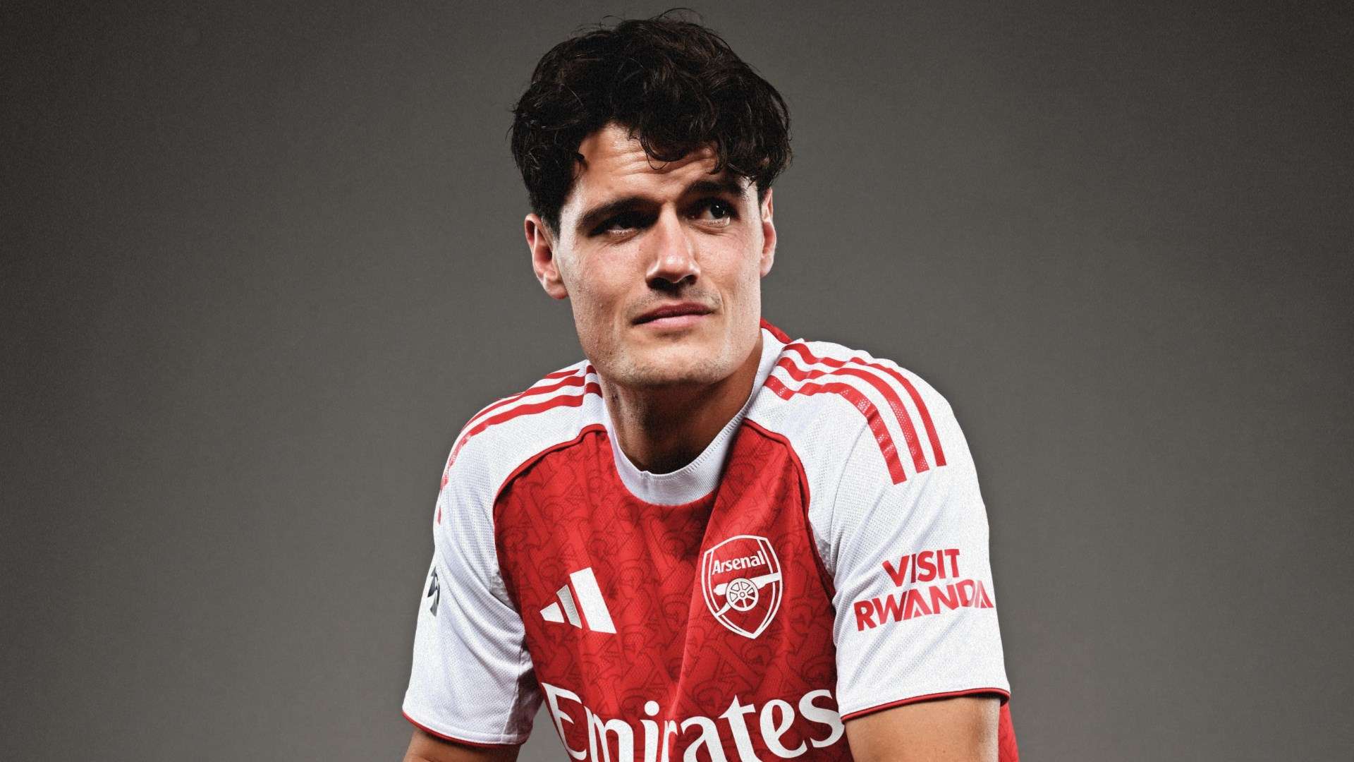 📽️ | Norgaard breaks down in tears seeing son in Arsenal kit  