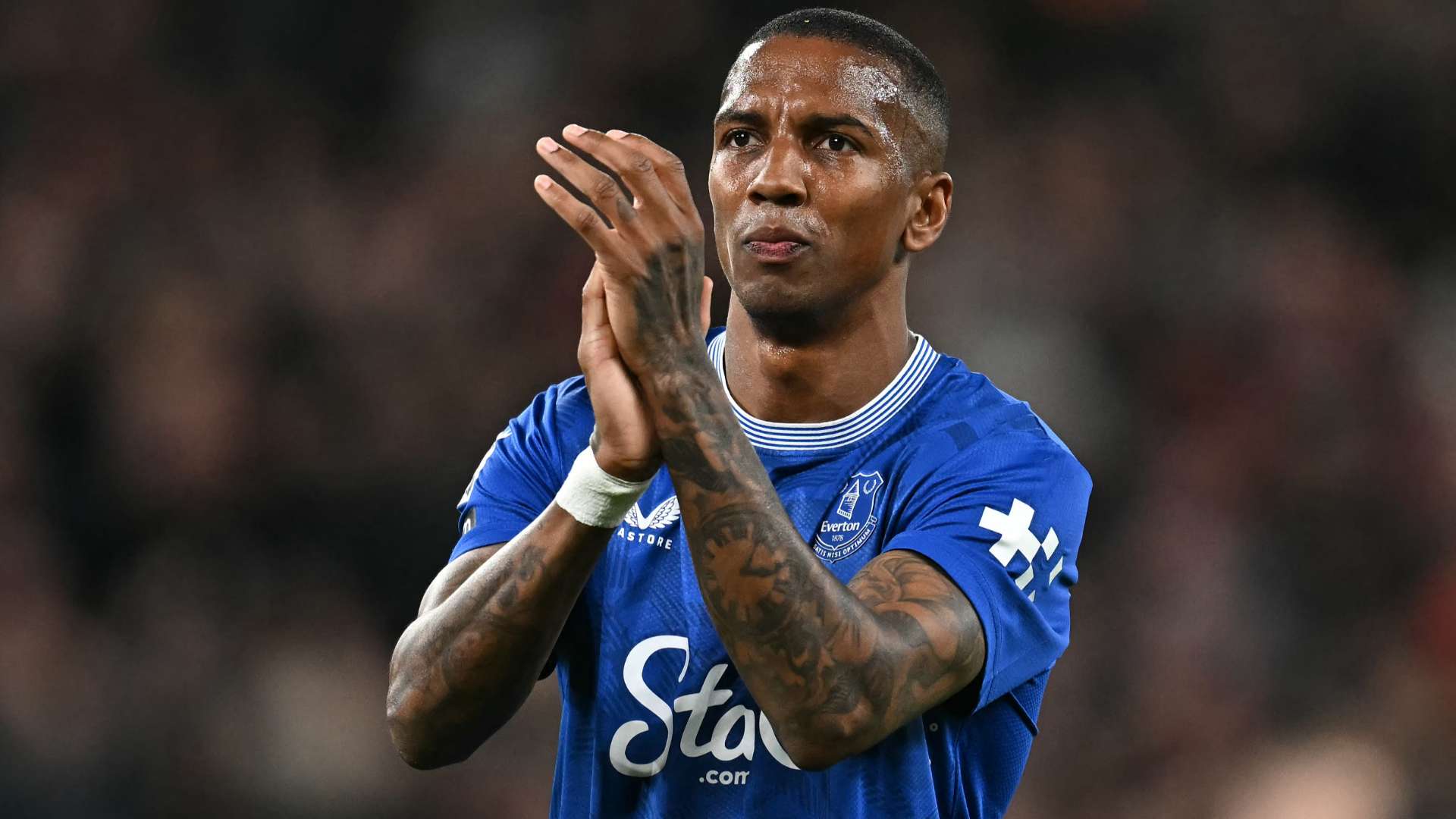 Ex-Man Utd veteran ends Premier League career with Ipswich move  