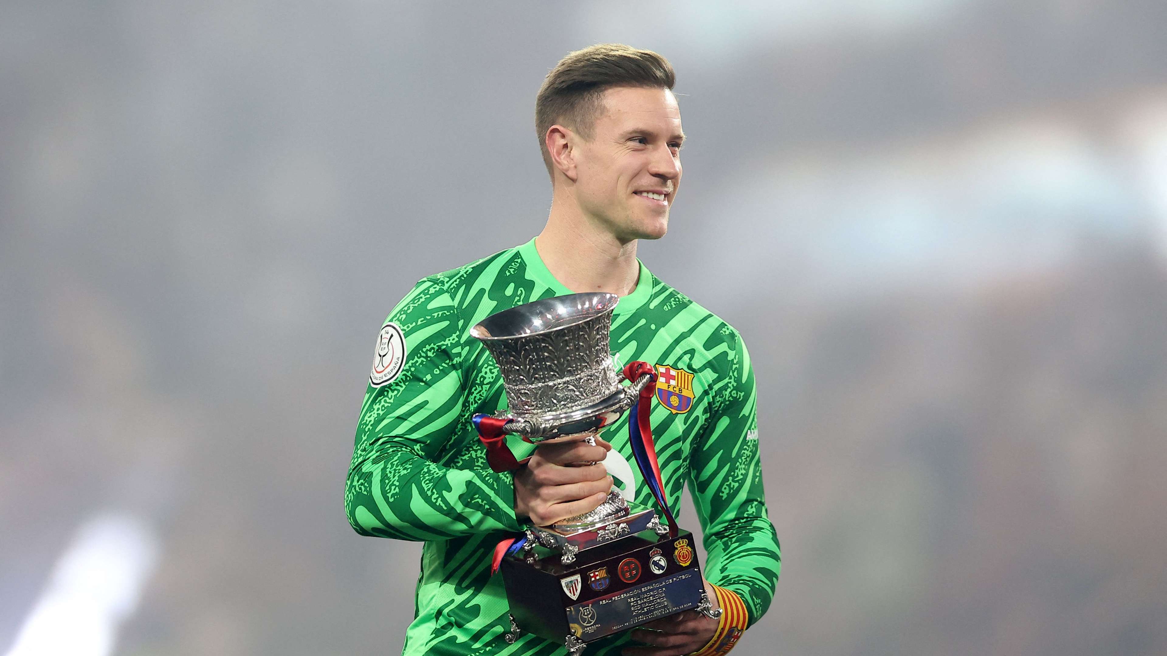 Ter Stegen tensions could stop Barca's transfer plans  