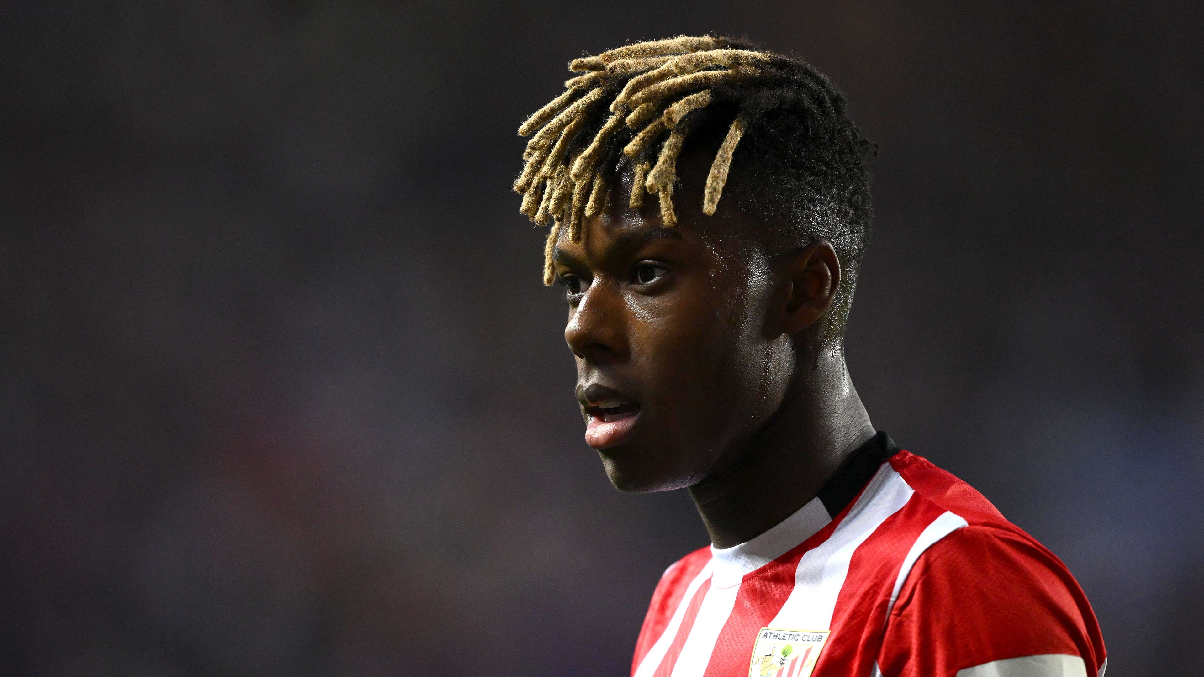 Barca blame agent after Williams' shock contract extension  