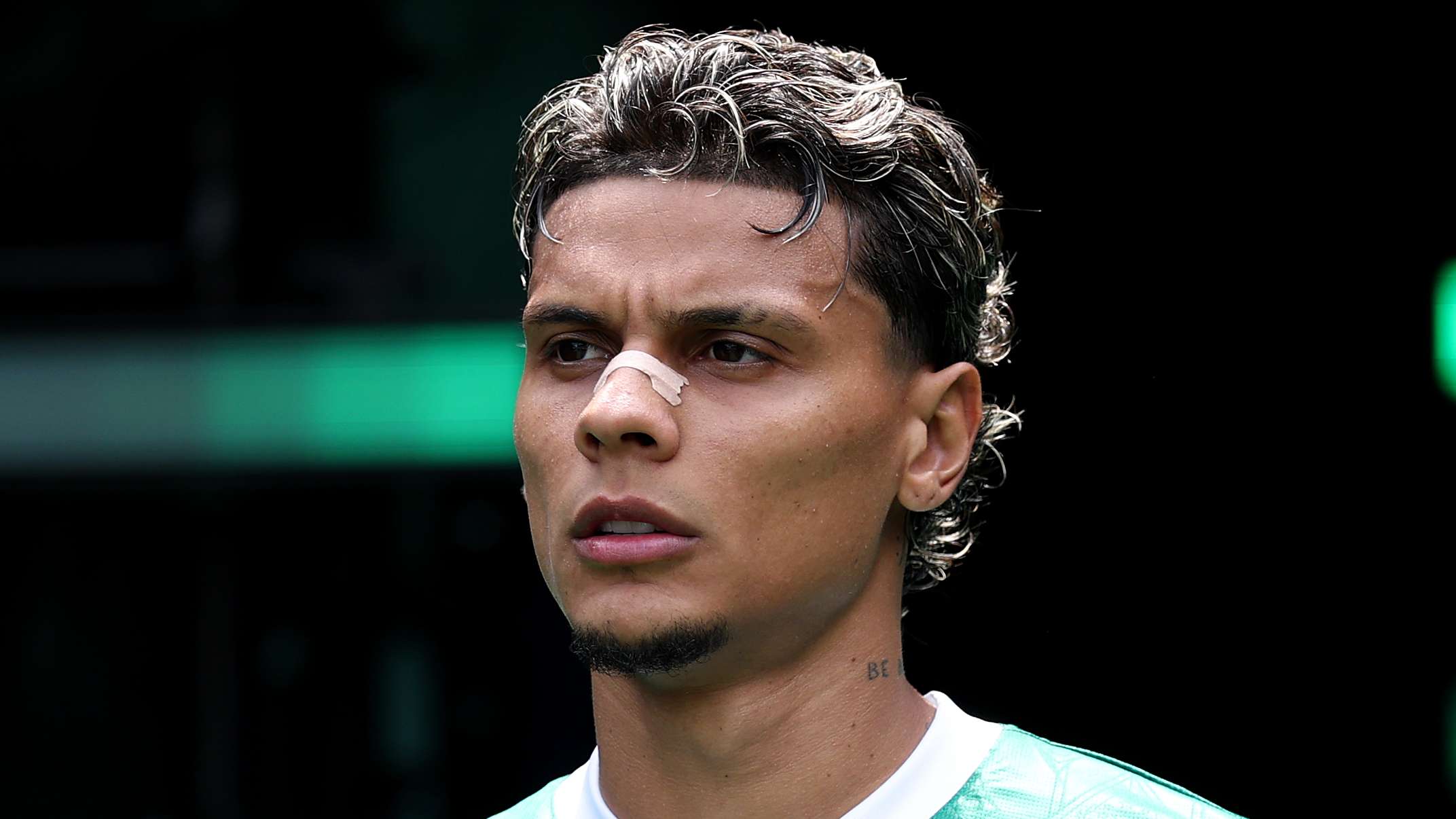 Roma increase bid for Rios as Forest & Wolves lurk in background  