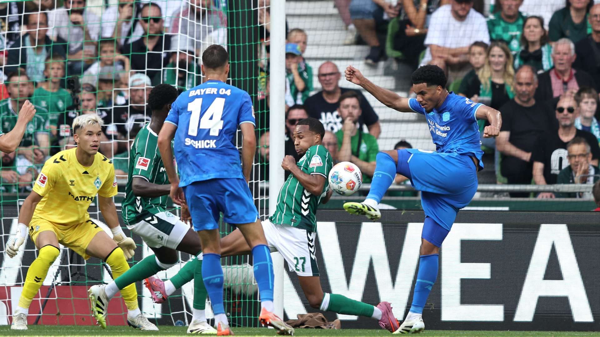 USMNT star Malik Tillman scores on Bayer Leverkusen debut  
