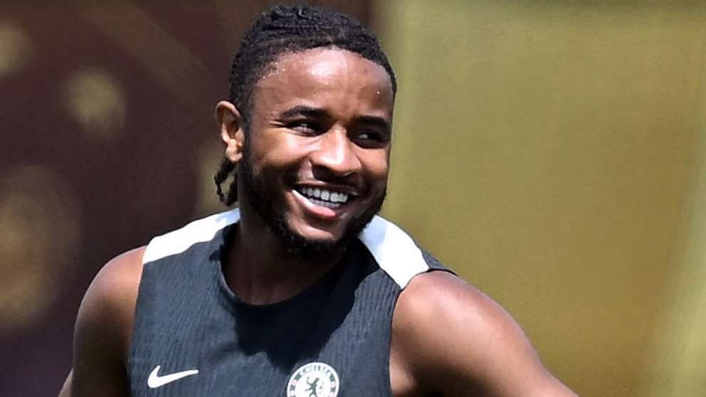 Nkunku completes Milan switch in deal worth €42m  