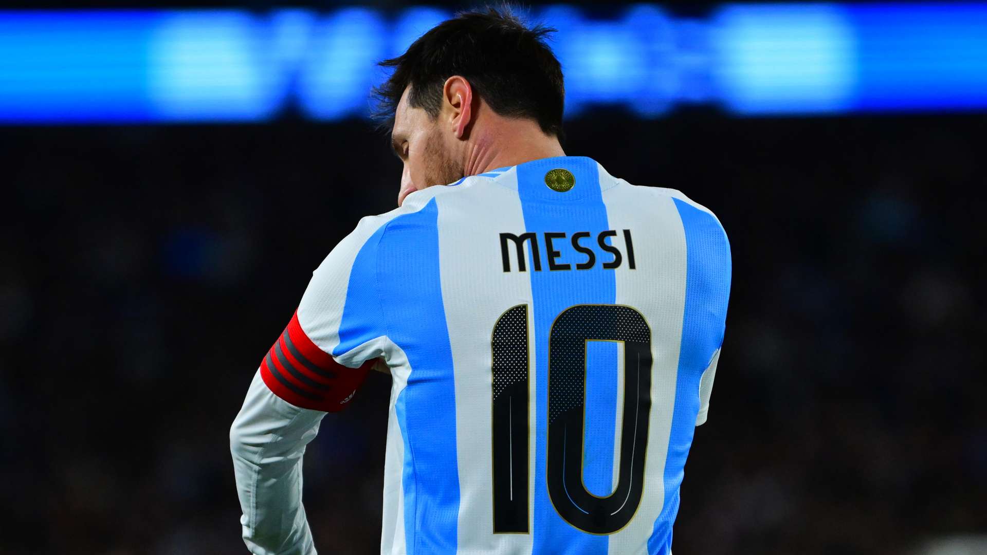Ex-MLS star to take Messi's No.10 shirt for Argentina  