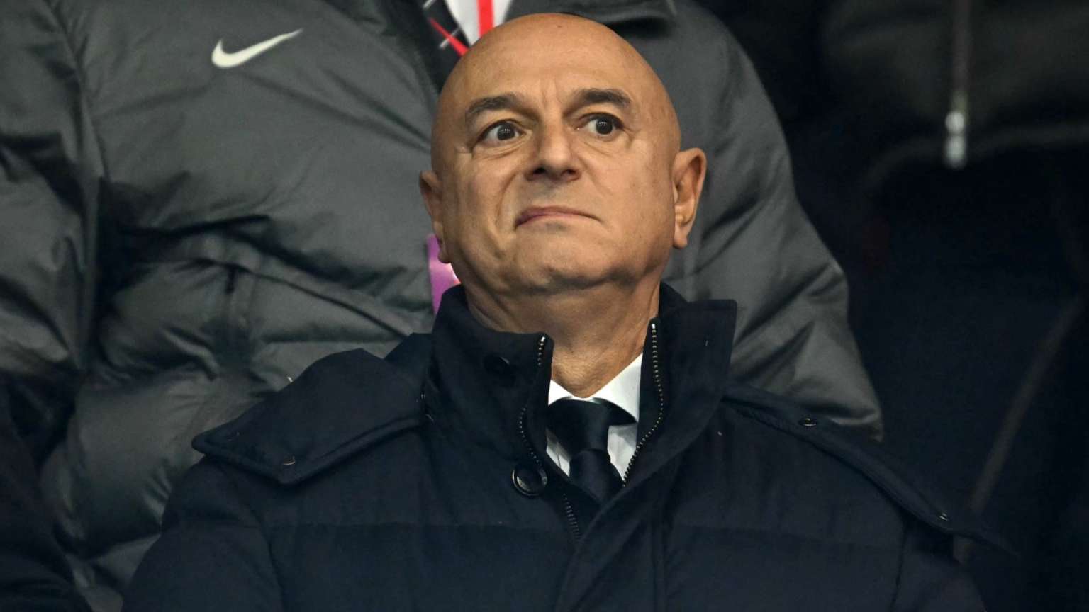 Levy defended from Tottenham fan criticism by Dier  