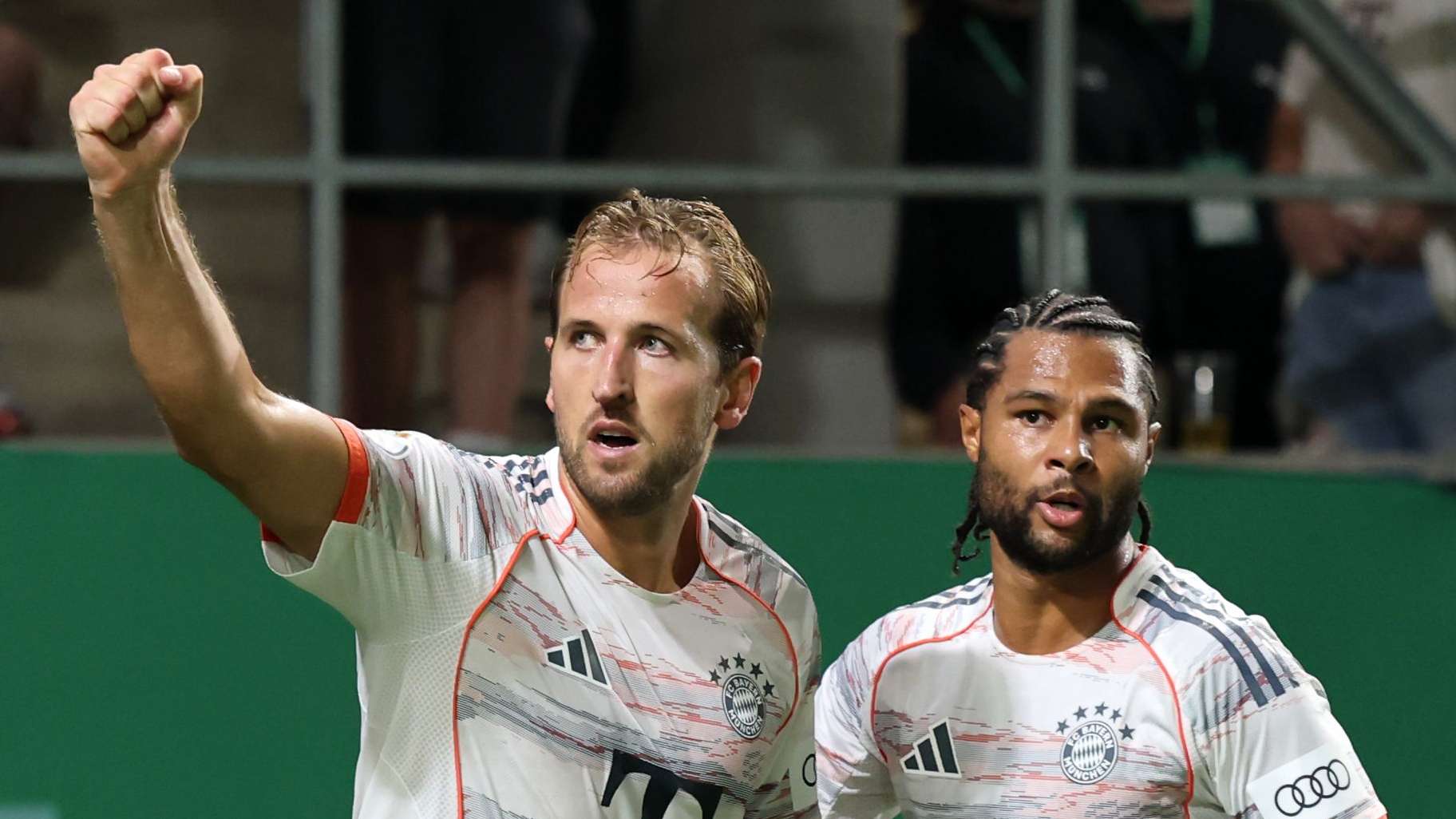 'Superlatives will run out’ for Kane as he chases Lewy’s record  
