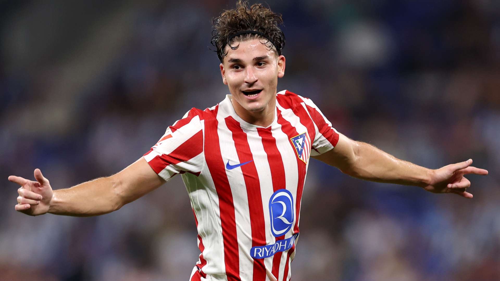 'Astonishing' Alvarez earns praise from ex-Atleti & Man City hero Aguero  