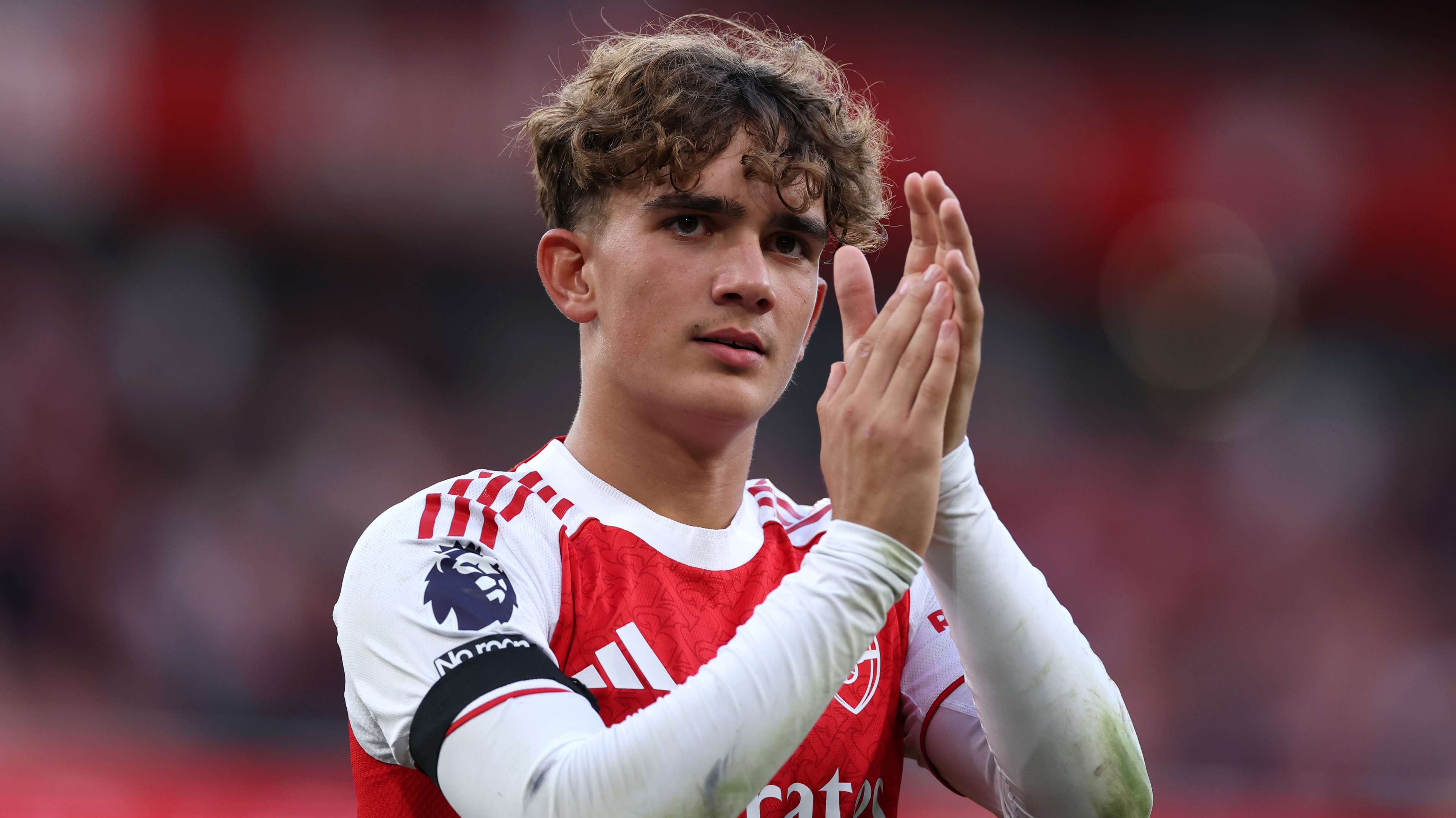 Dowman makes more Arsenal history in Carabao Cup vs Brighton  