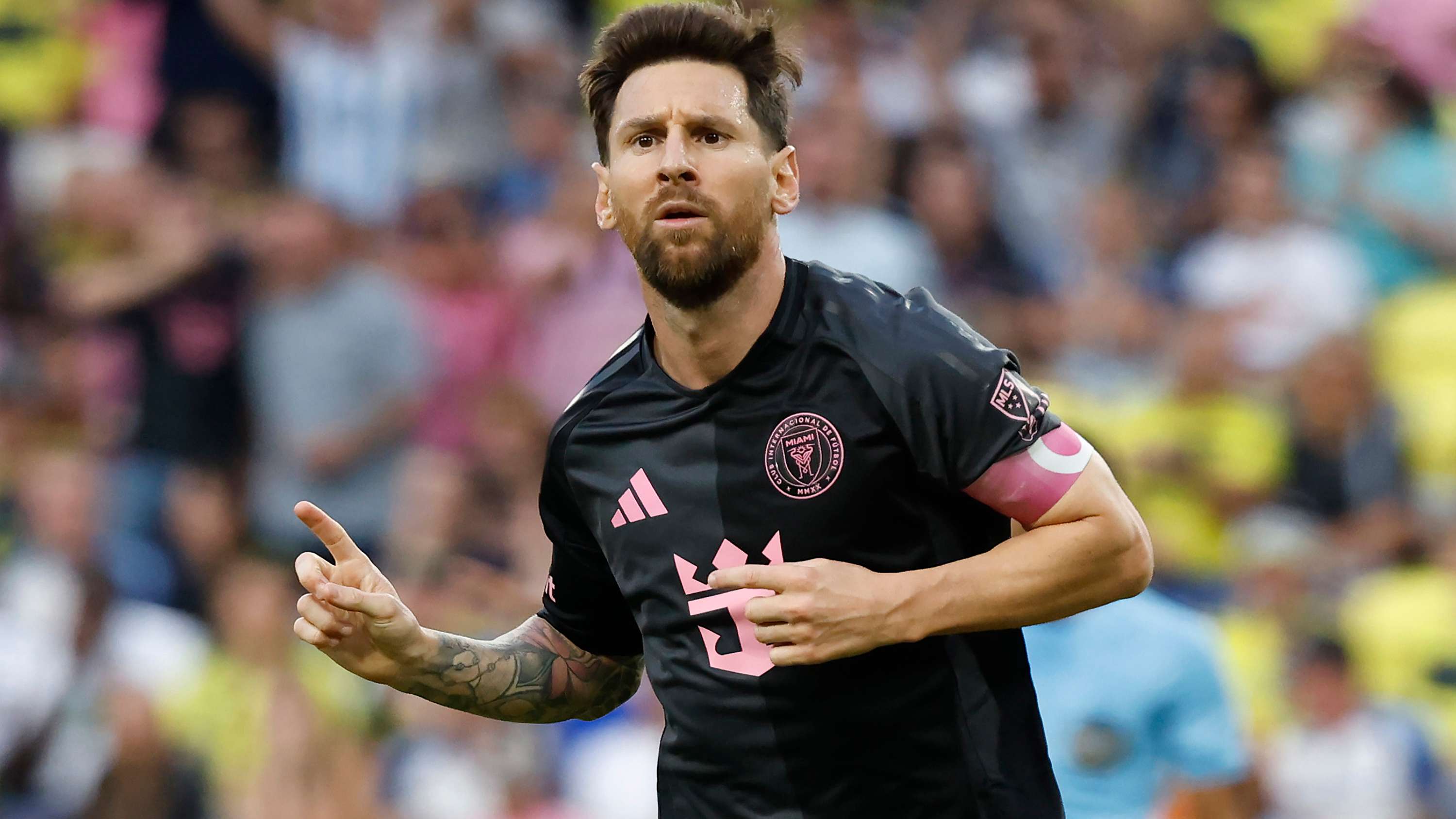 Miami's Lionel Messi wins MLS October Player of the Month  