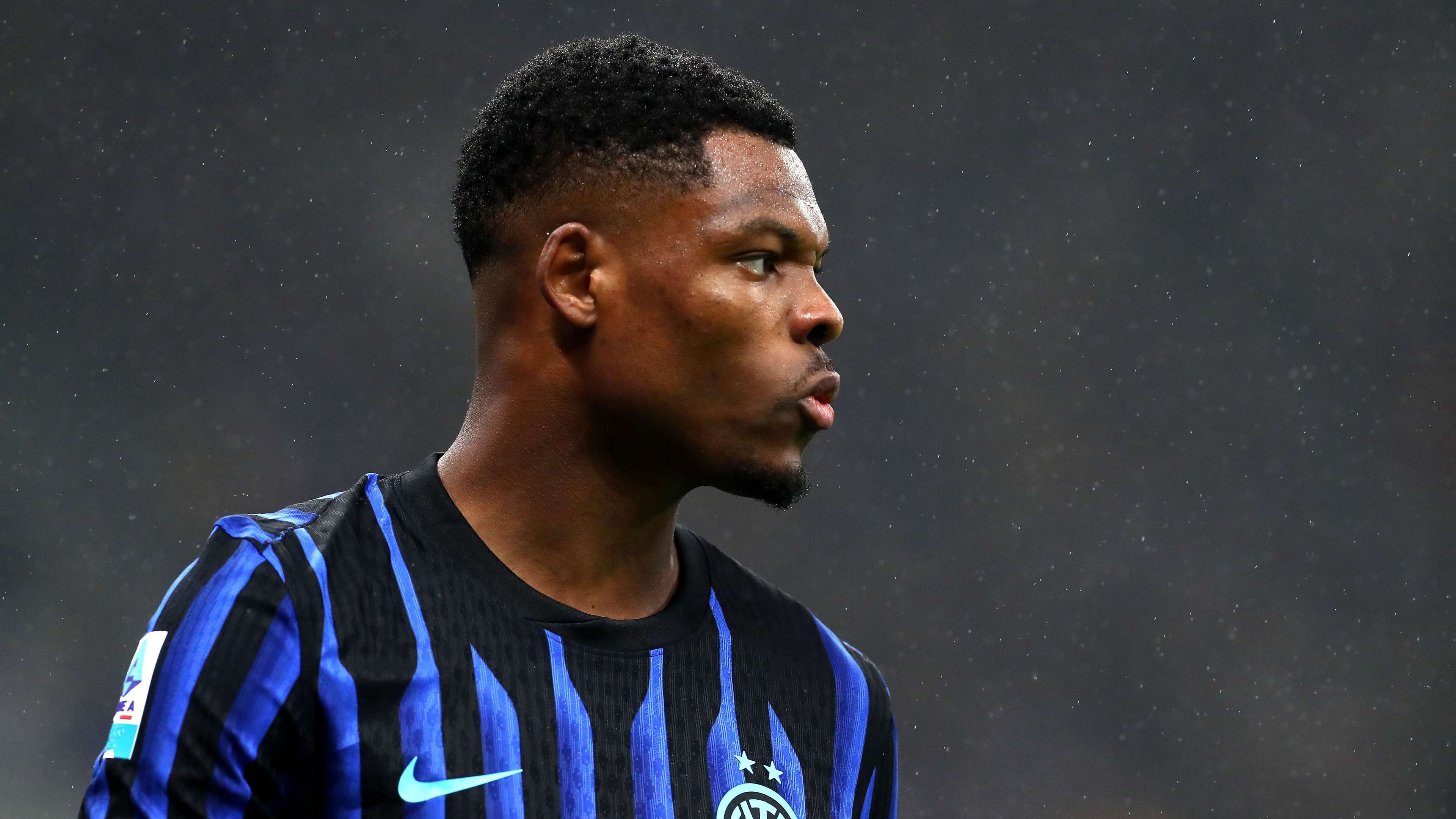 Dumfries injury worse than Inter expected  