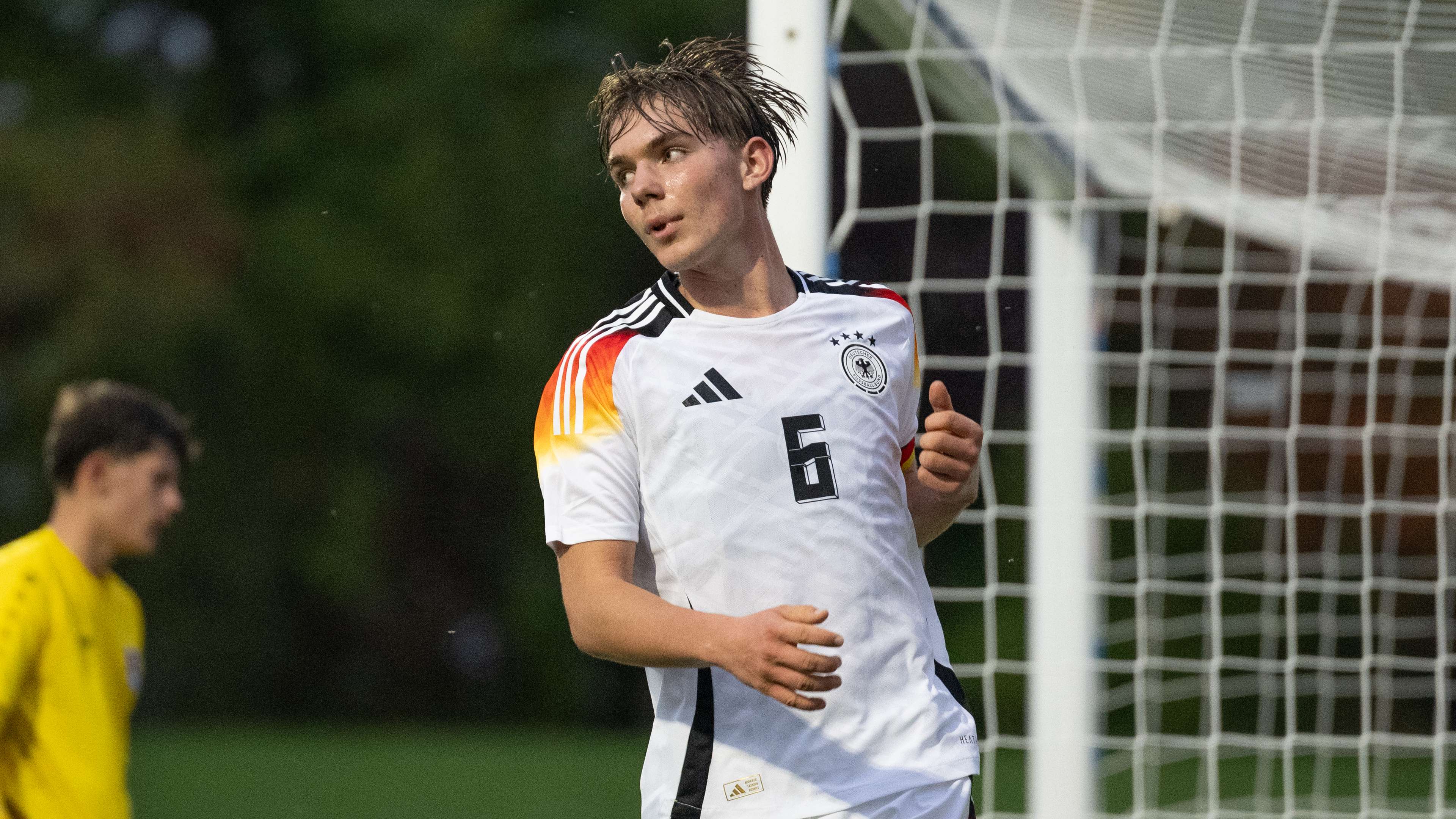 Madrid, Barca & Man Utd on alert as bargain fee for 16-year-old revealed  