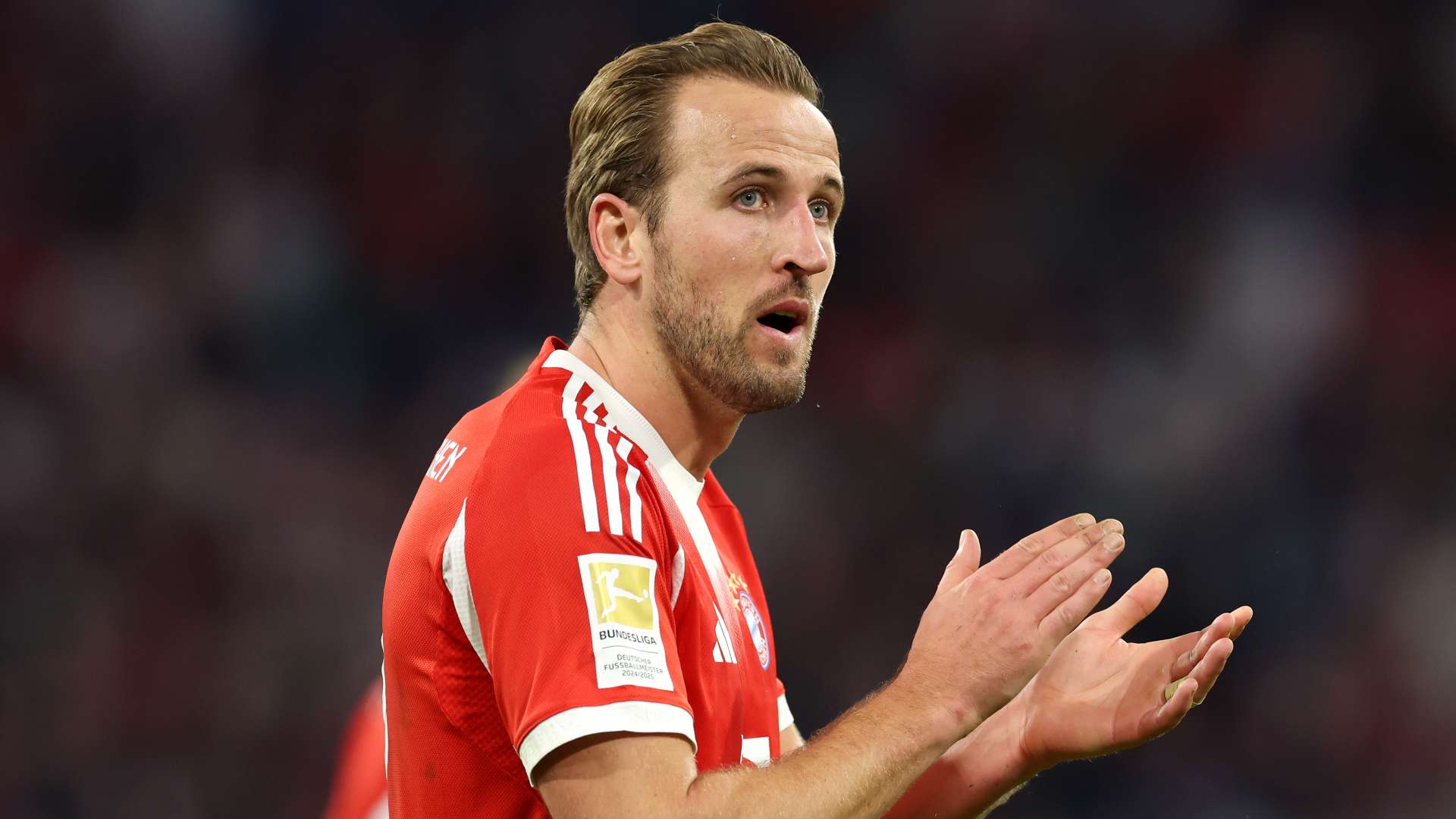Kane 'considering' Barcelona amid Bayern contract uncertainty  