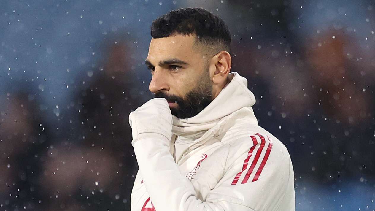 Salah's first manager defends Liverpool star after transfer outburst  