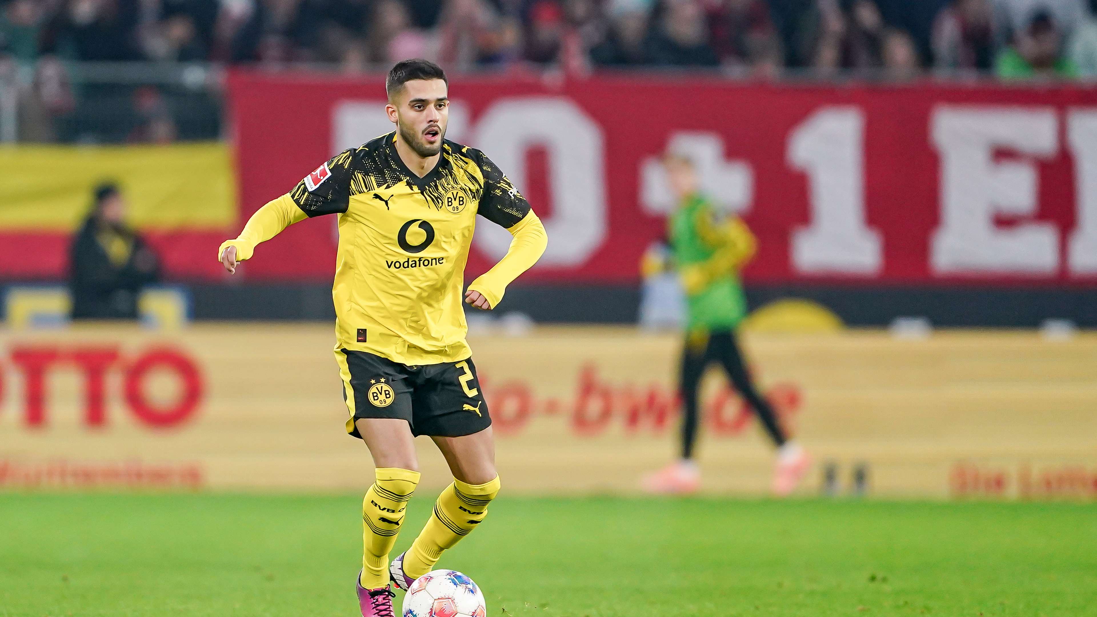 Sat1, RTL or just Sky? Where can I watch BVB vs. Mönchengladbach live today?  
