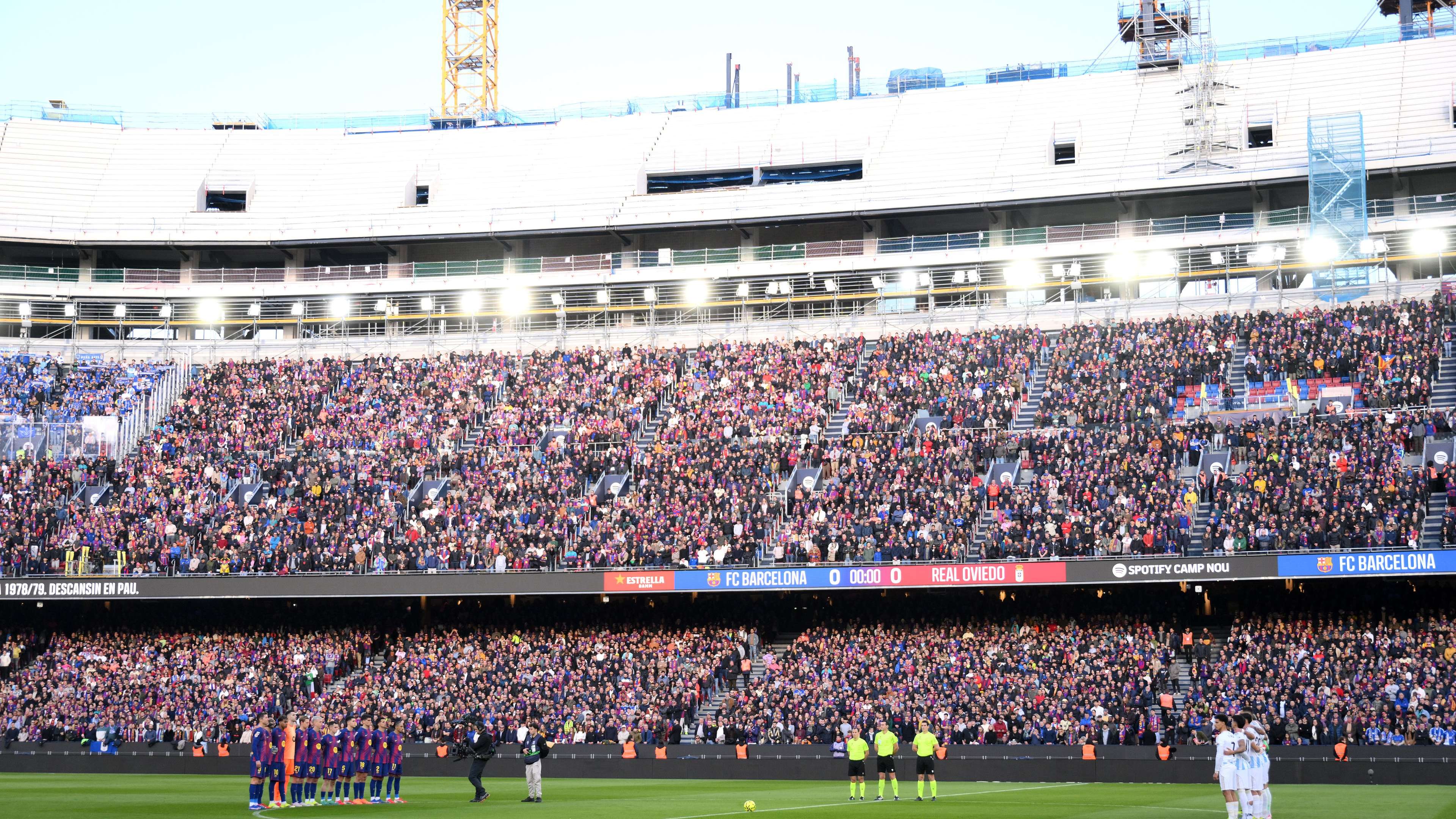 📽️ | Rats spotted at Camp Nou days after stadium leaked  