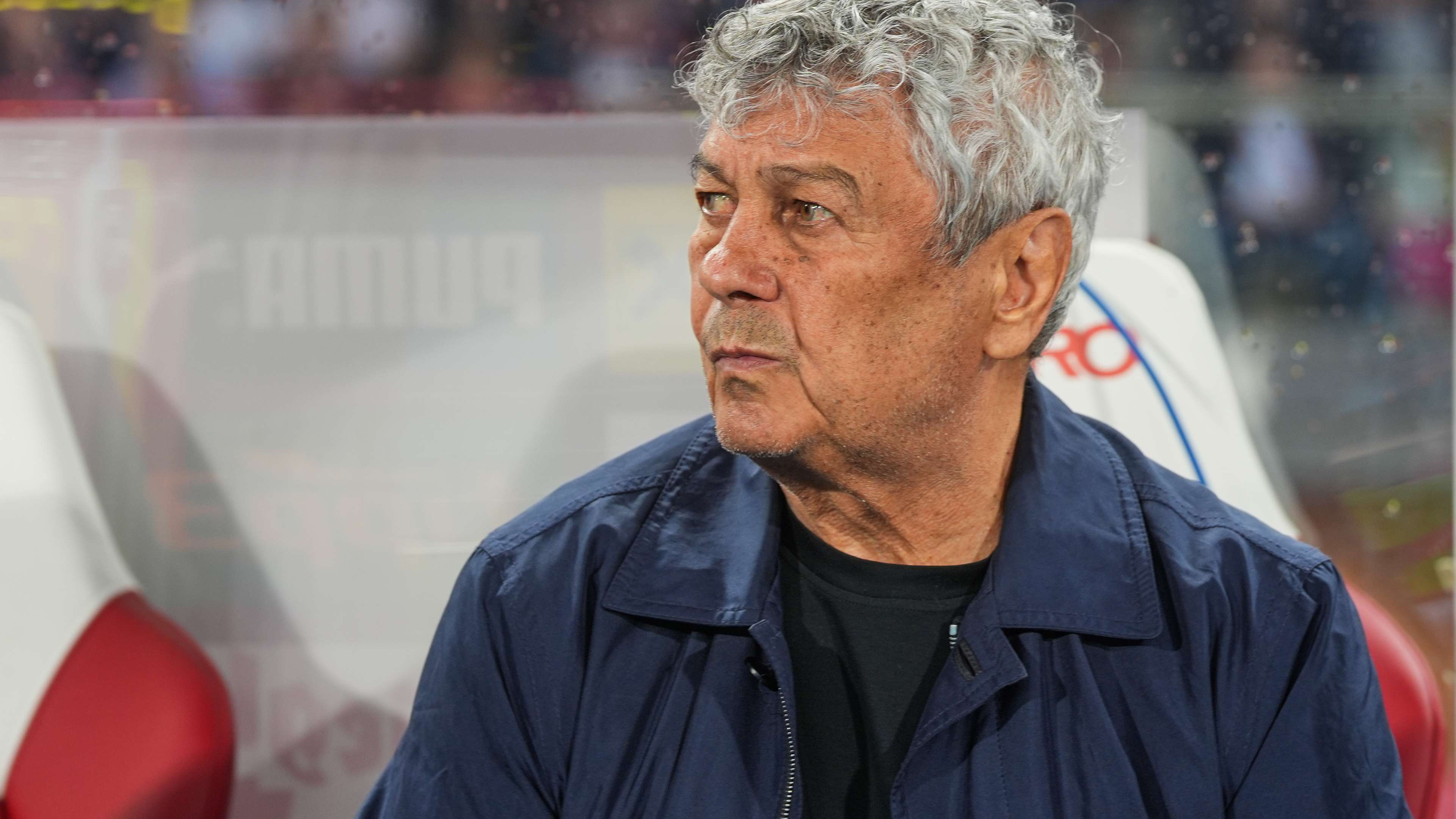 Lucescu, ill but on the bench: "I can't walk away like a coward"  