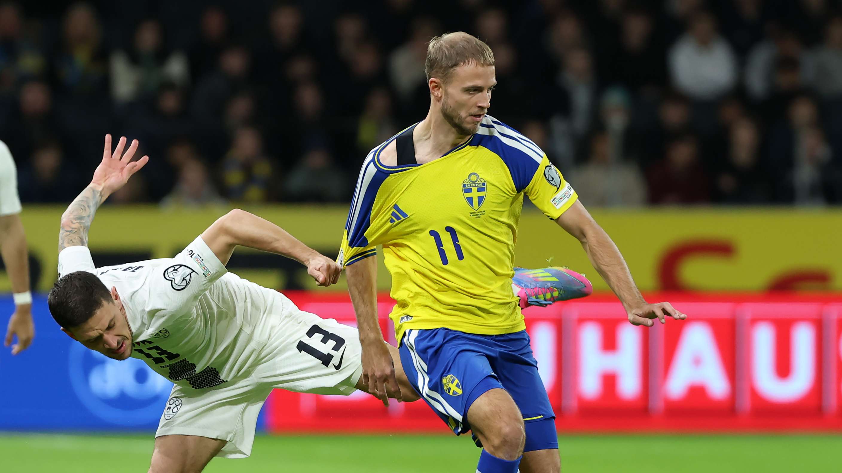 The Dutch national team need not fear the Swedish play-off hero: 'I'm in shock'
The Oranje will face Sweden in a crucial World Cup qualifier, and while the home crowd anticipates a  