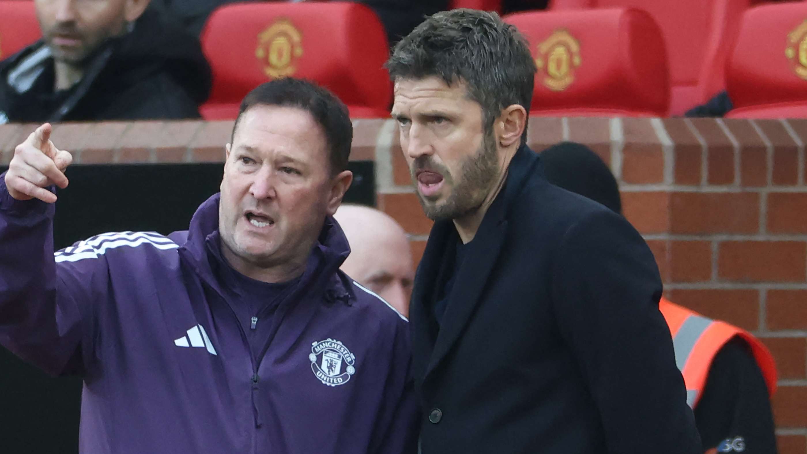 Holland hints Man Utd not yet giving up on PL title  